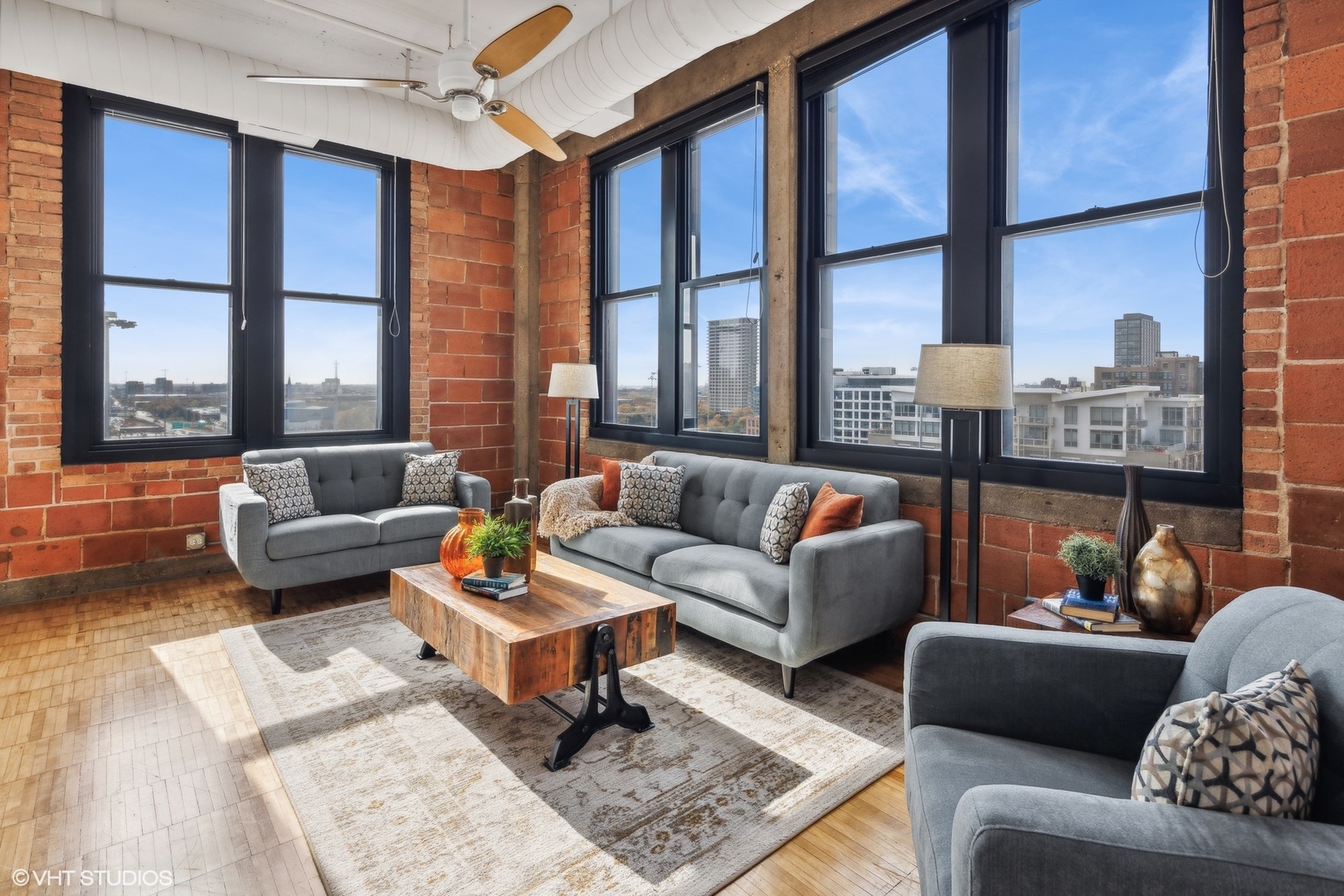 728 W Jackson Boulevard Unit: 1007
