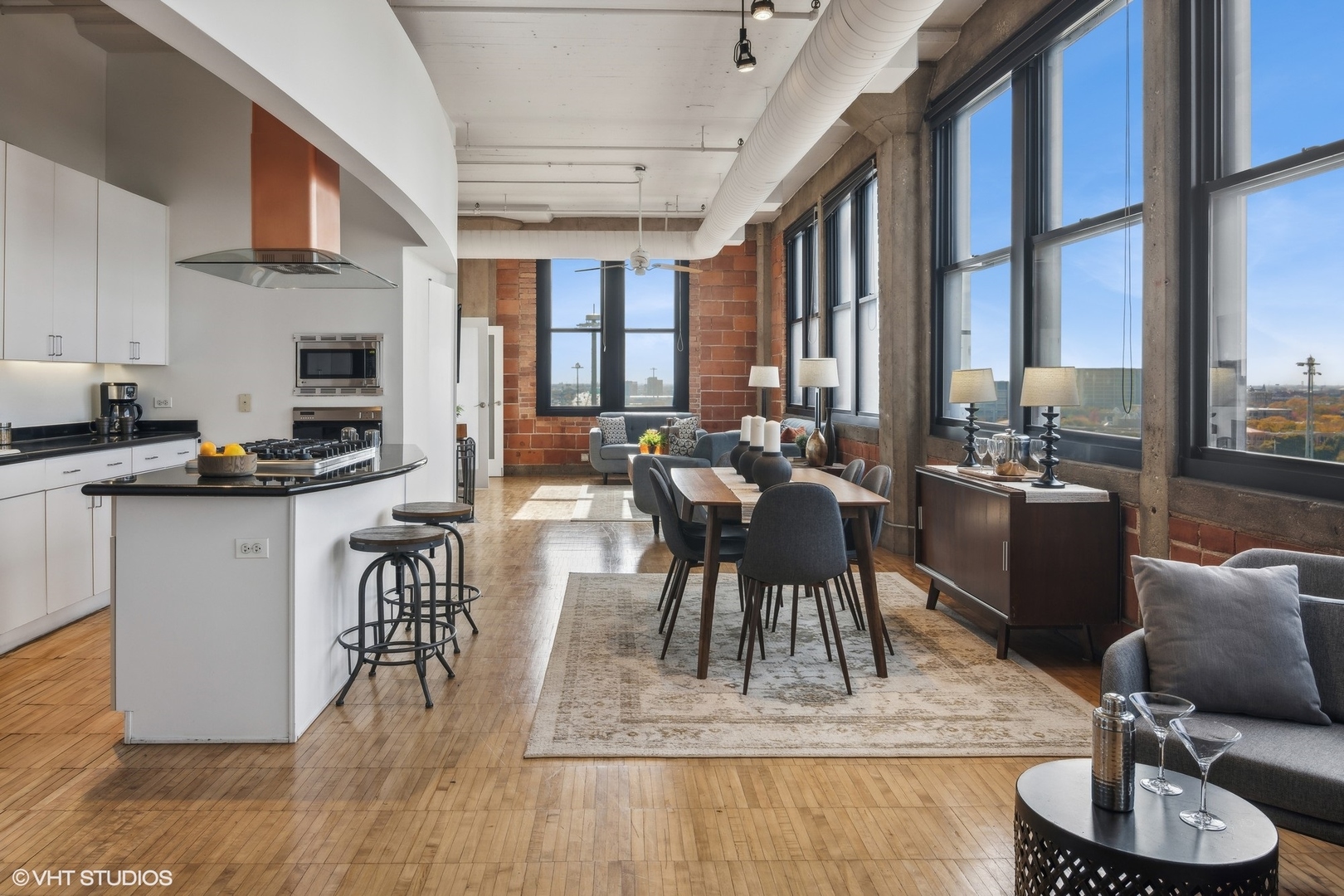 728 W Jackson Boulevard Unit: 1007