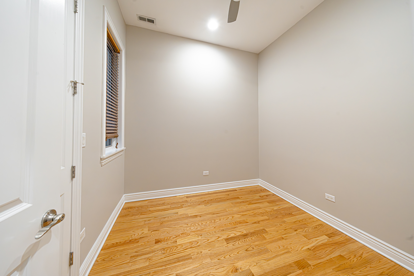 2708 W Chicago Avenue Unit: 4