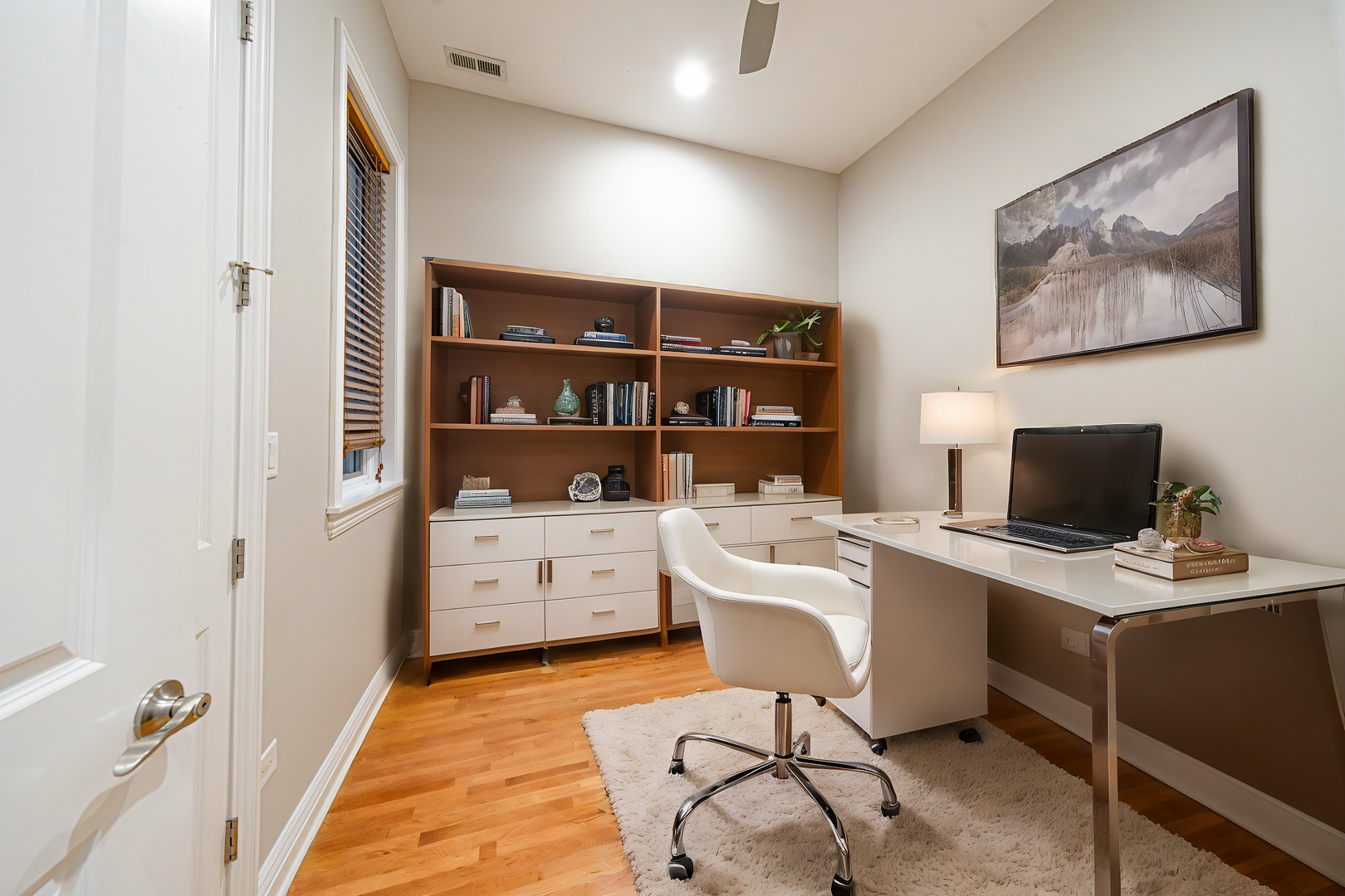 2708 W Chicago Avenue Unit: 4