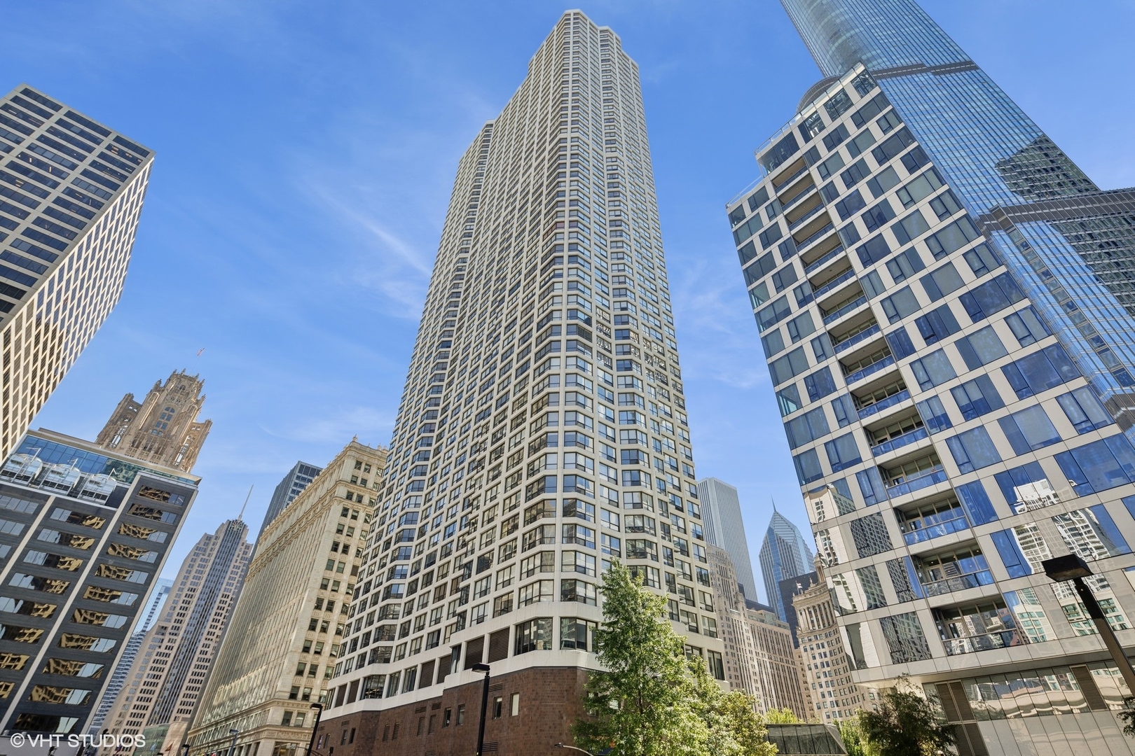 405 N Wabash Avenue Unit: 3906