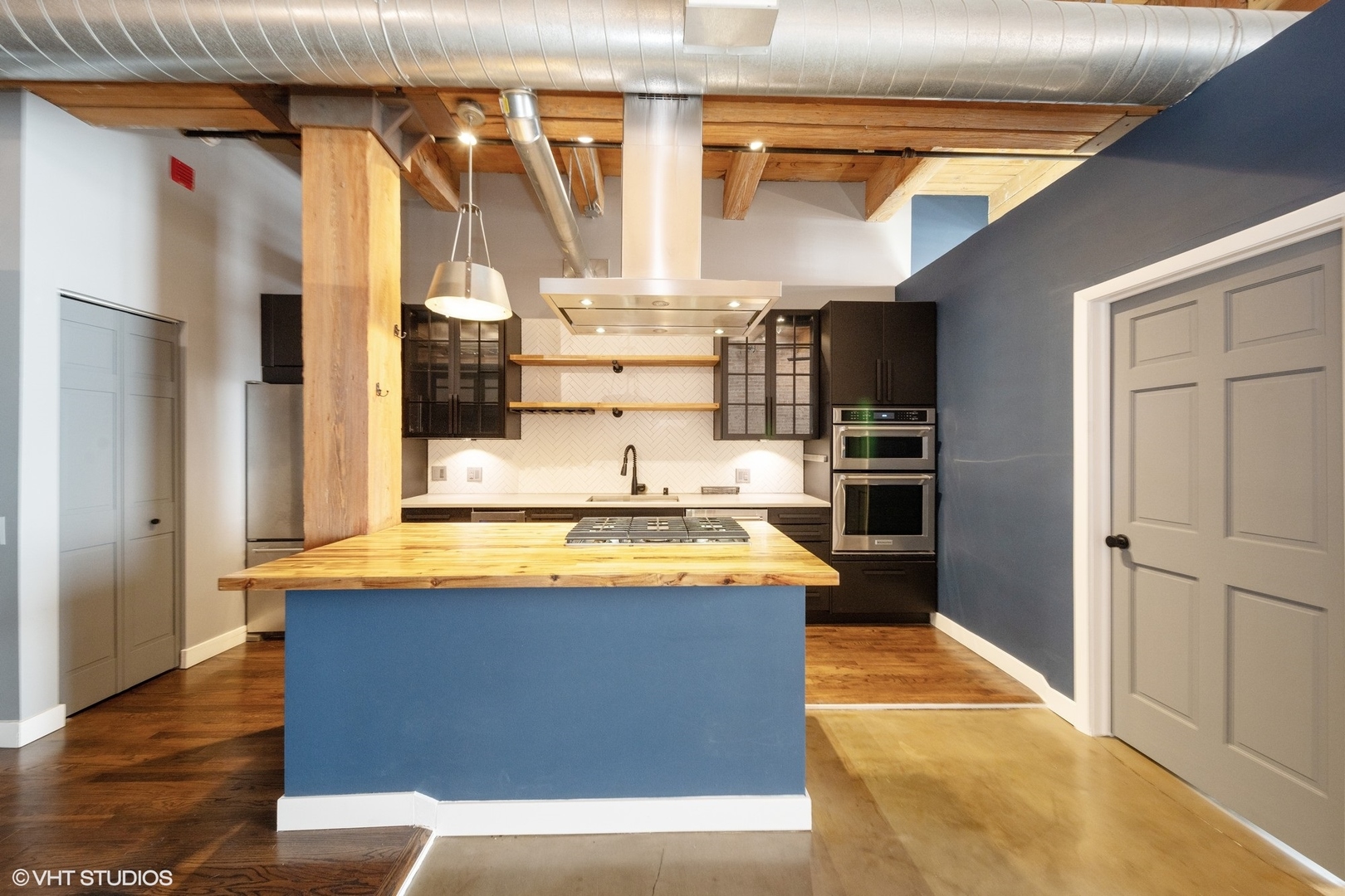 728 W Jackson Boulevard Unit: 316