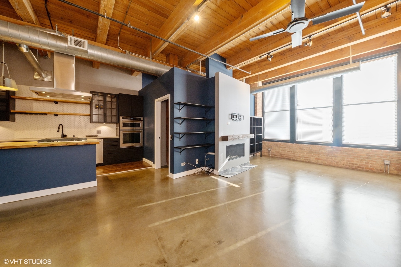 728 W Jackson Boulevard Unit: 316