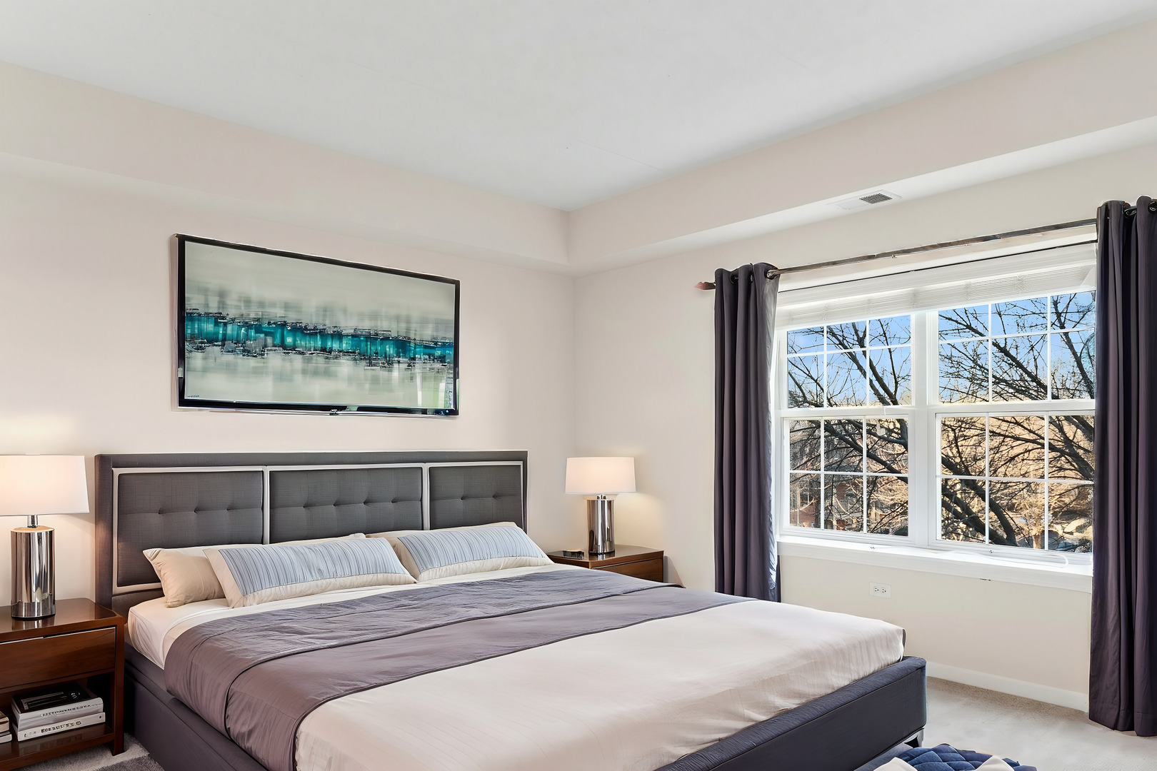 0S099 Lee Street Unit: 302