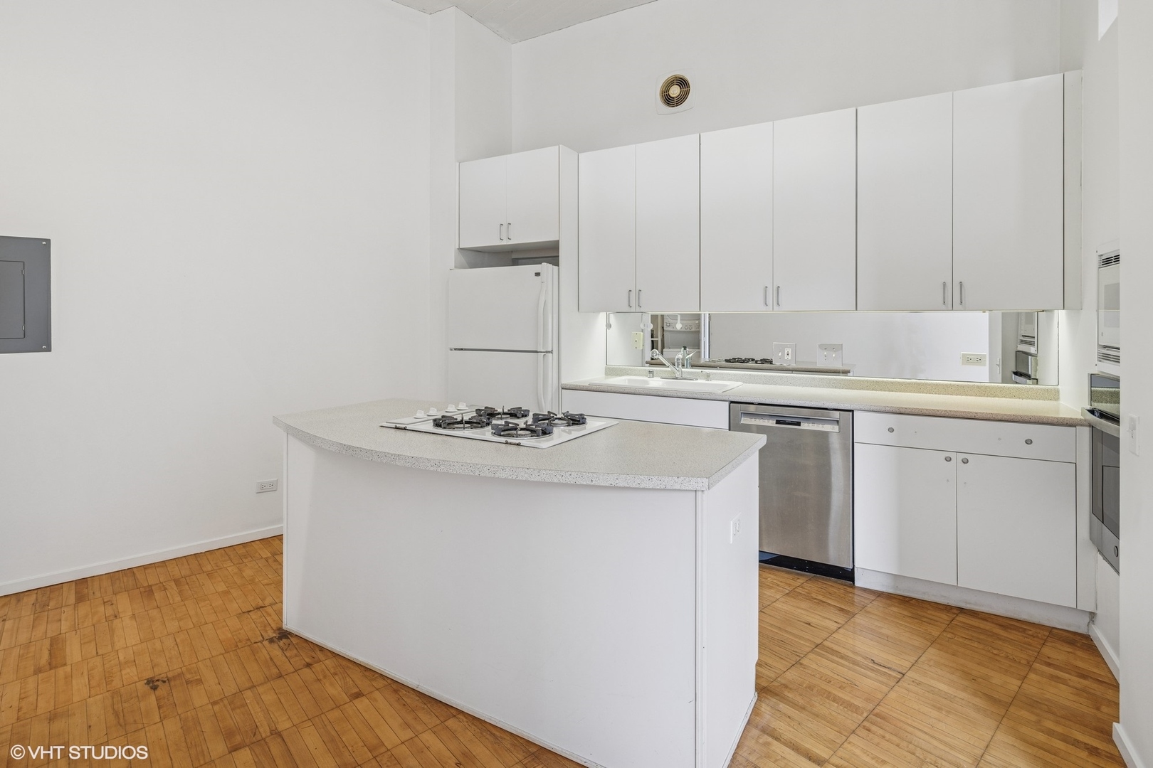 728 W Jackson Boulevard Unit: 1110