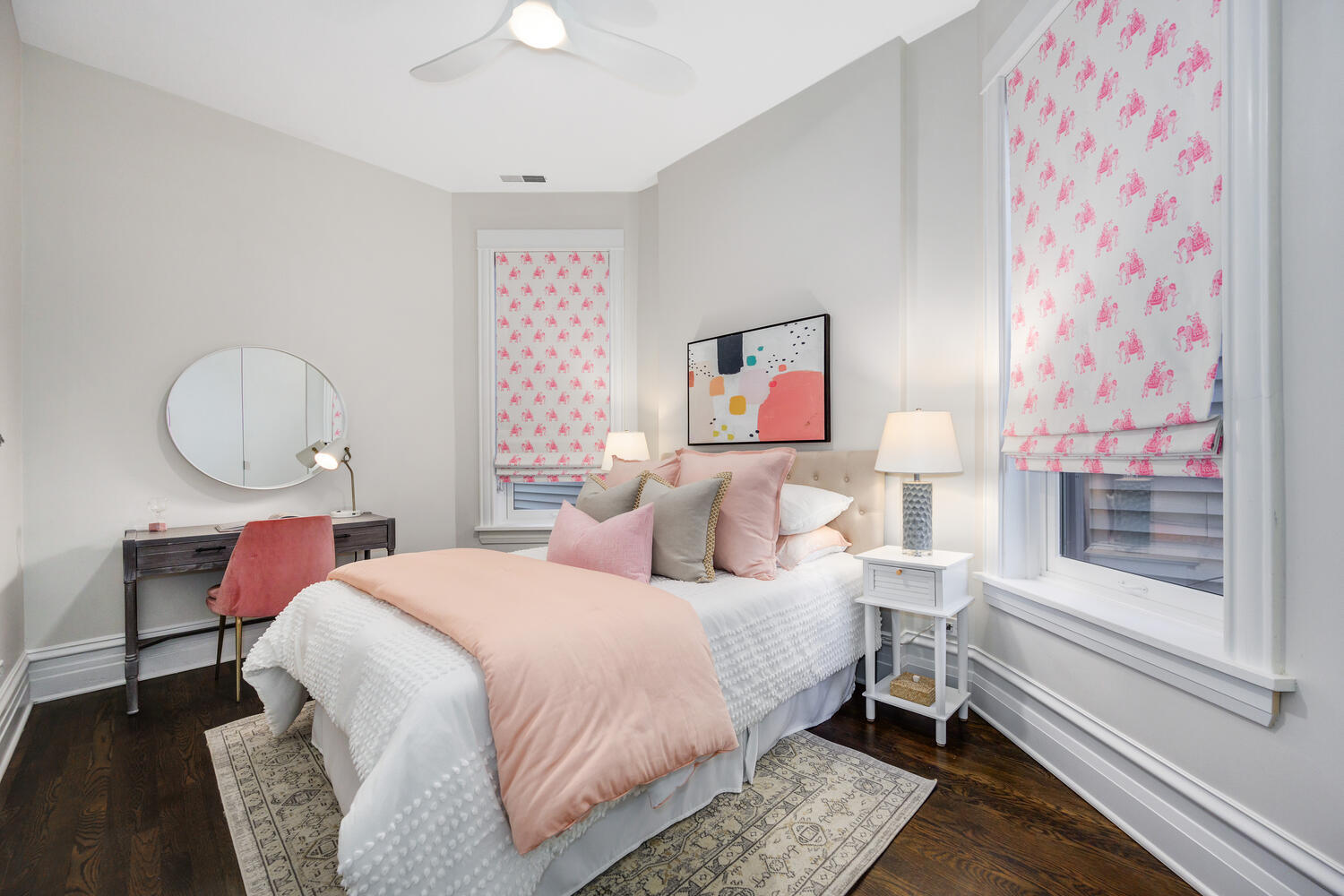 839 W Wrightwood Avenue