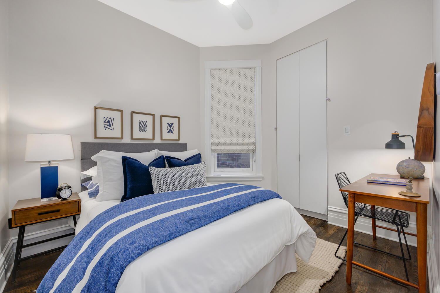 839 W Wrightwood Avenue