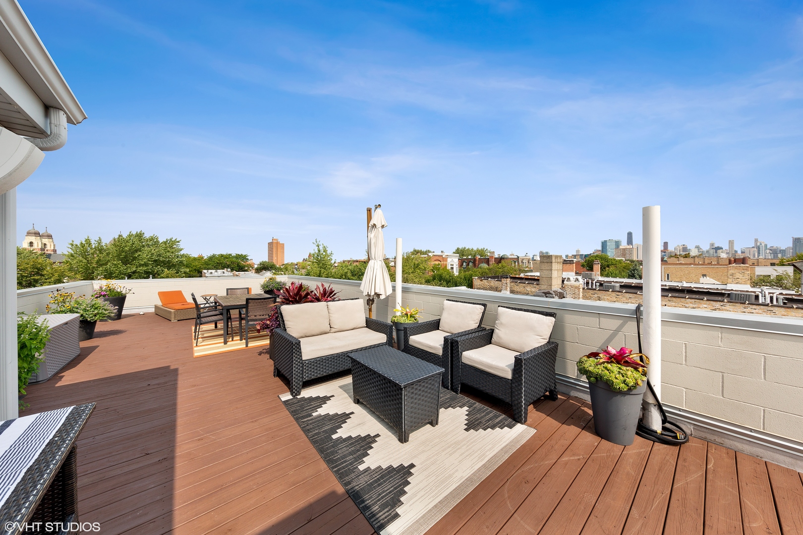 1457 W Erie Street Unit: 3