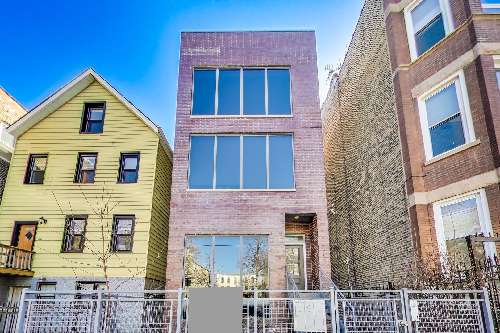 1457 W Erie Street Unit: 3