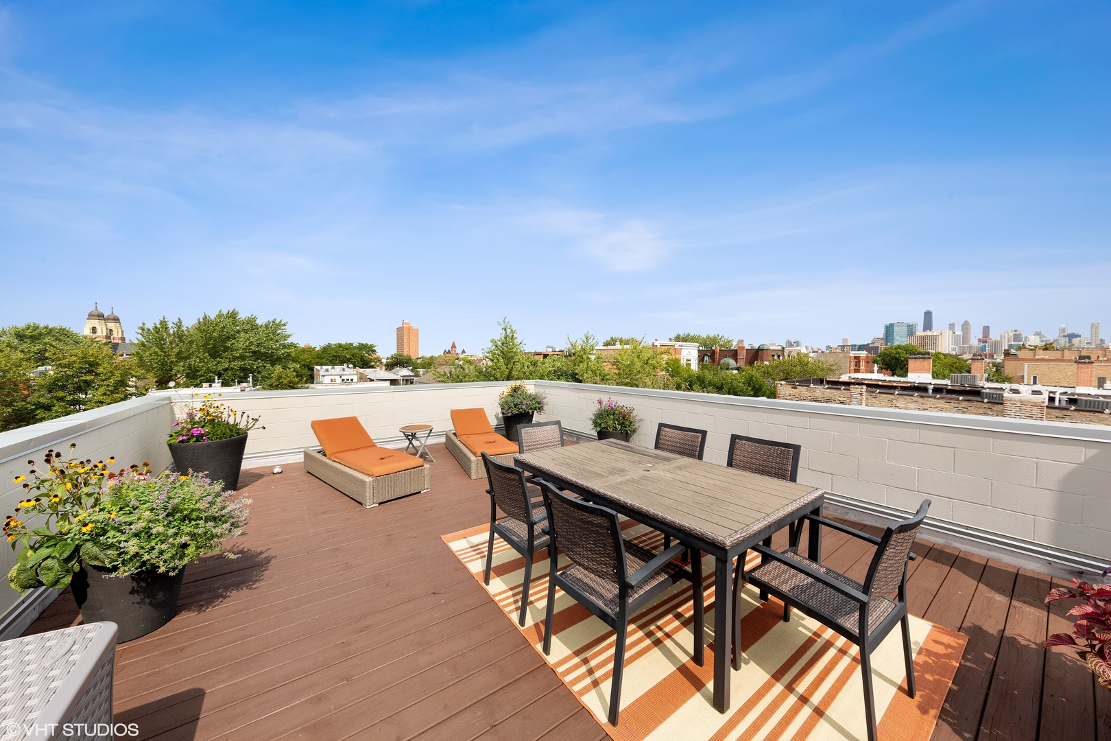 1457 W Erie Street Unit: 3
