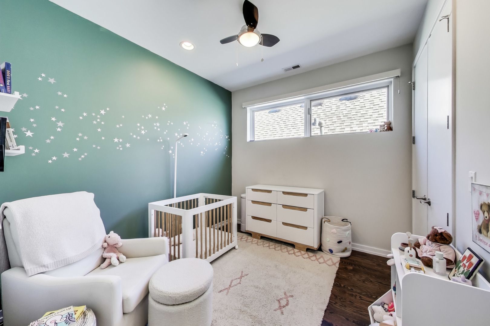 1457 W Erie Street Unit: 3