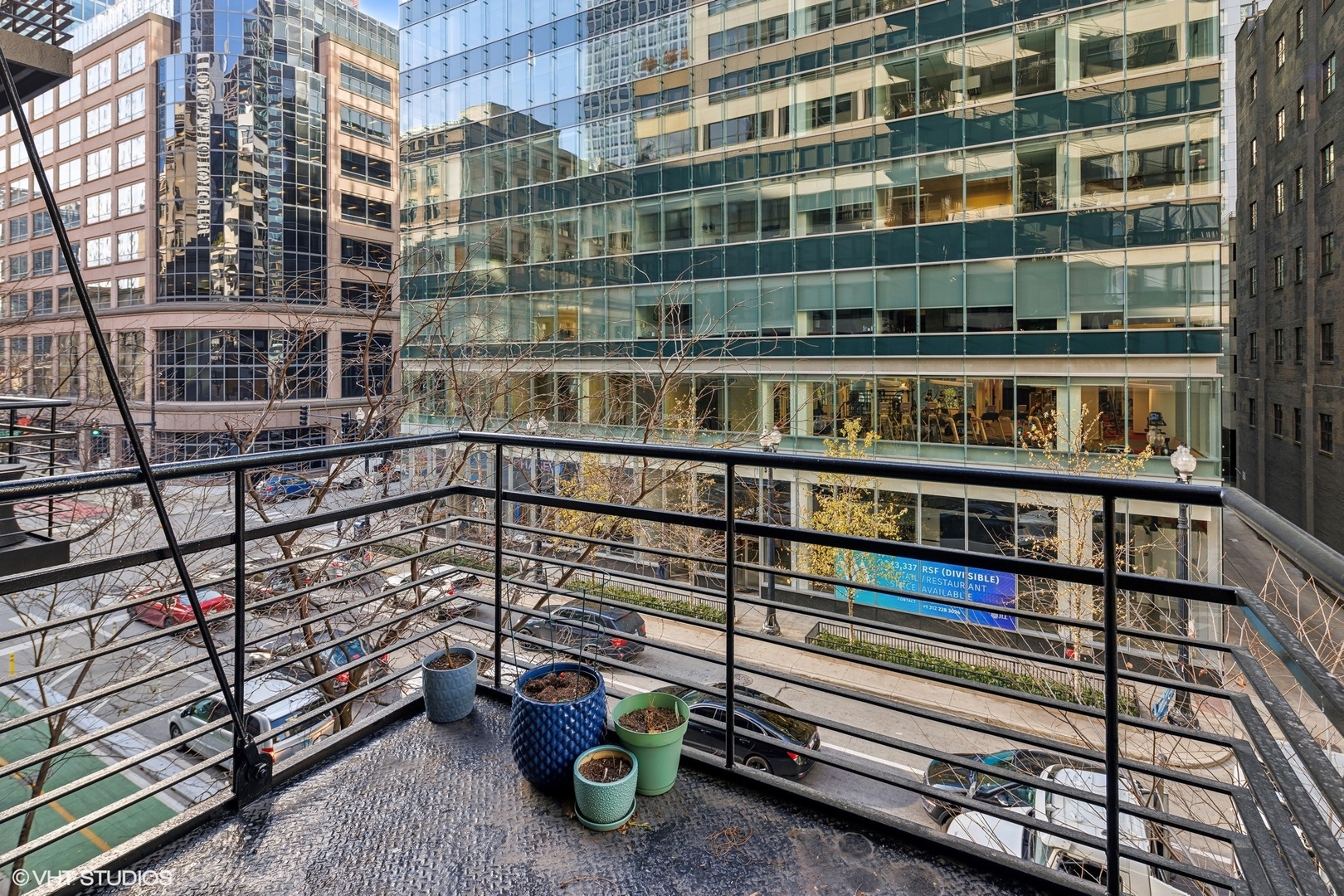 130 S CANAL Street Unit: 205