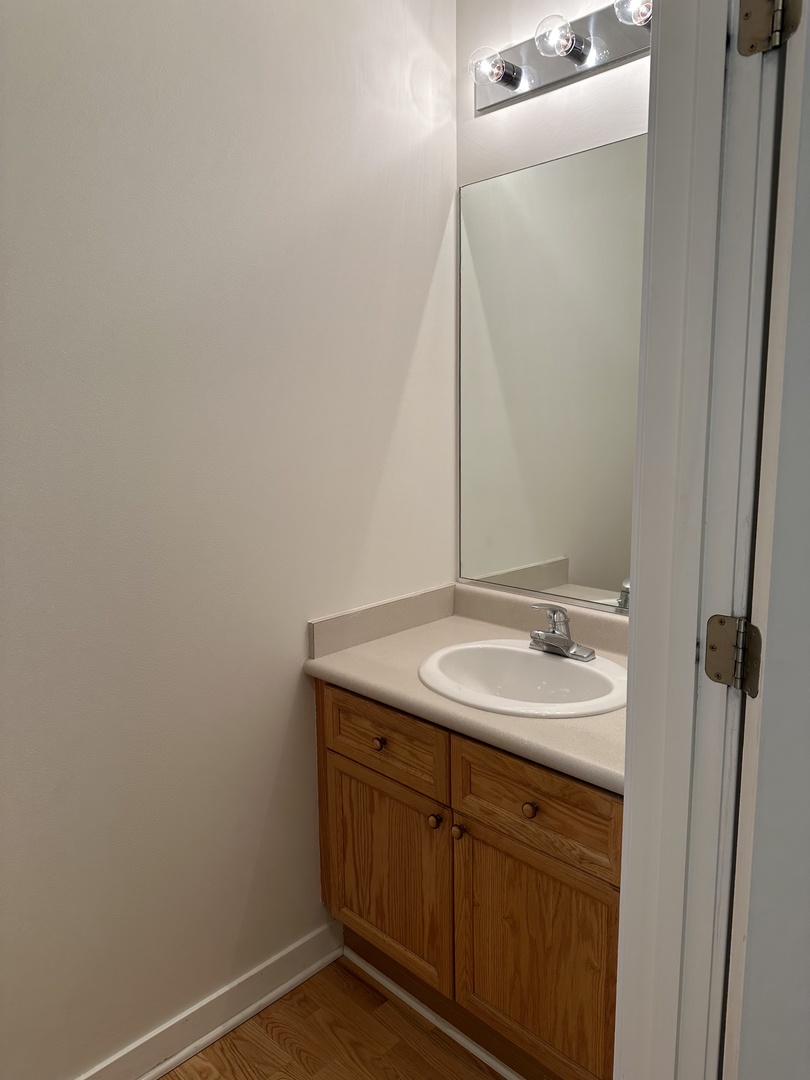 1155 W MADISON Avenue Unit: 210