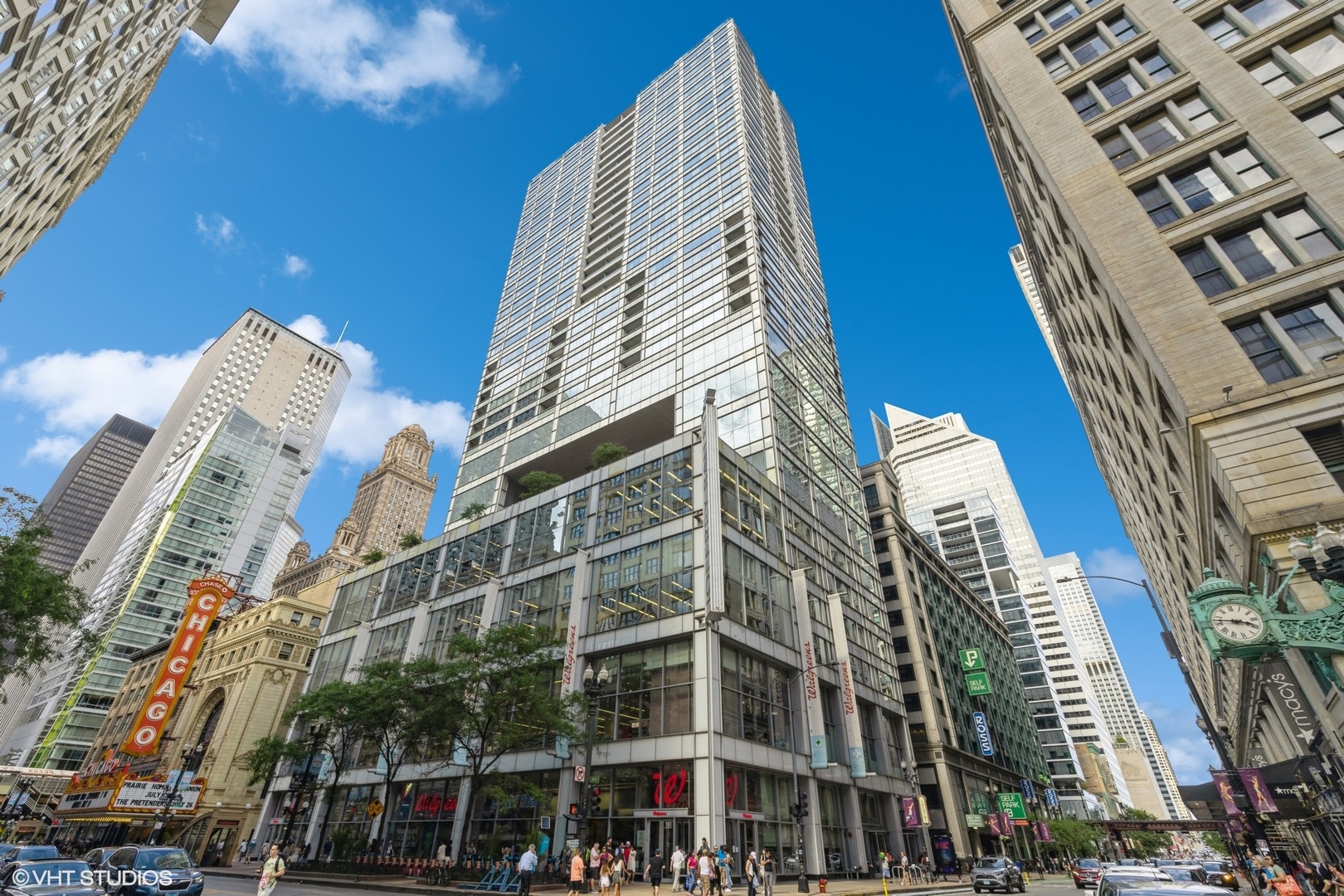 8 E Randolph Street Unit: 2005