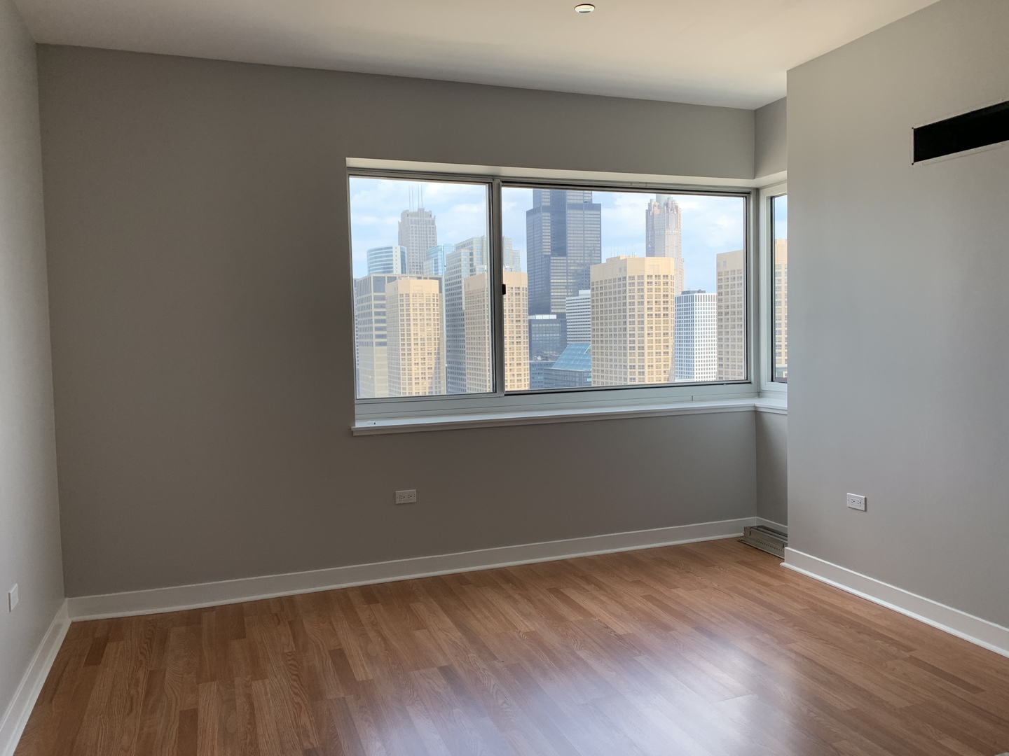 737 W Washington Boulevard Unit: 3407