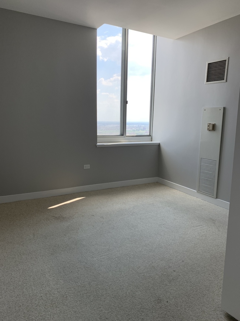 737 W Washington Boulevard Unit: 3407