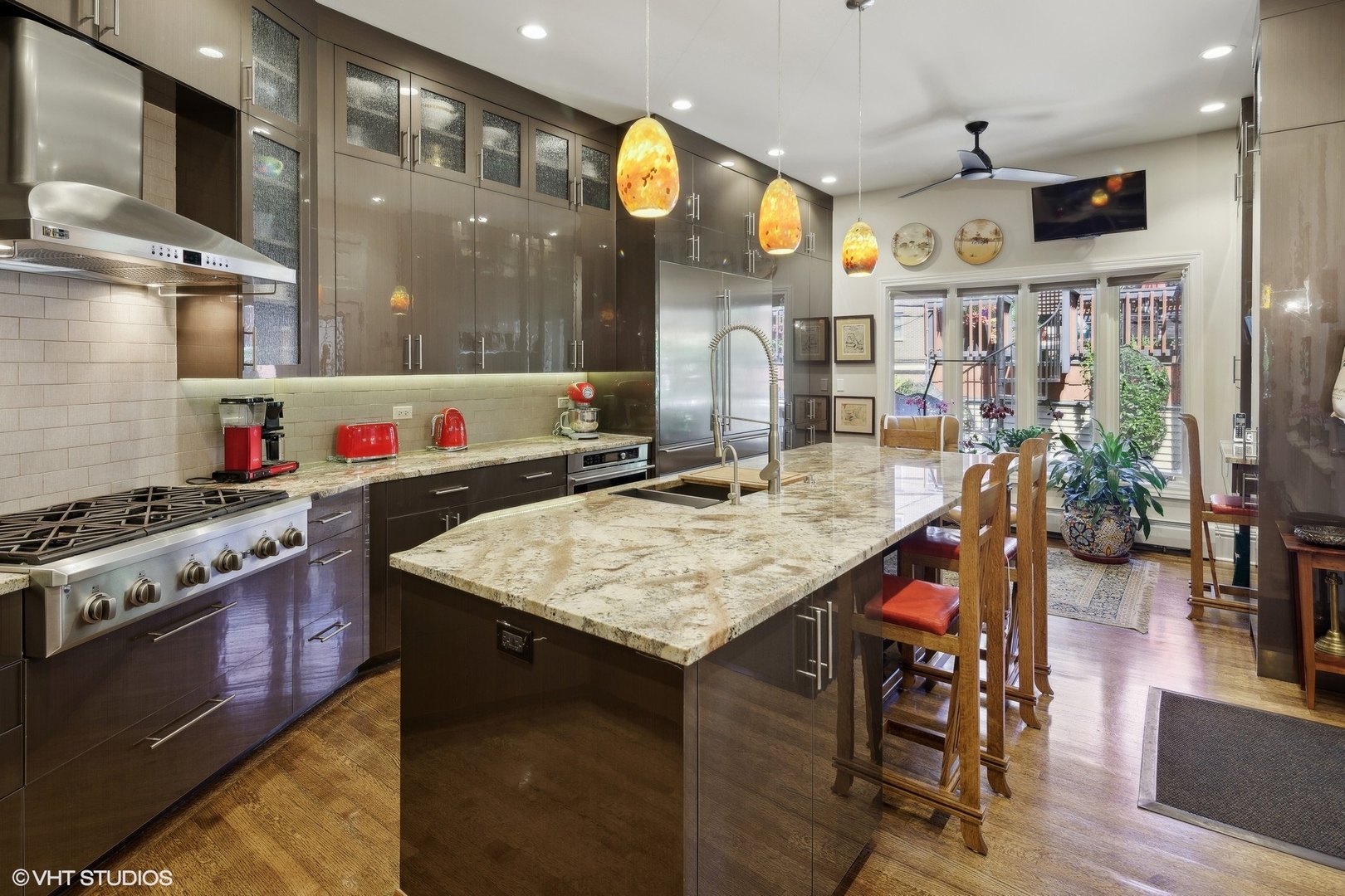 2123 N Sedgwick Street