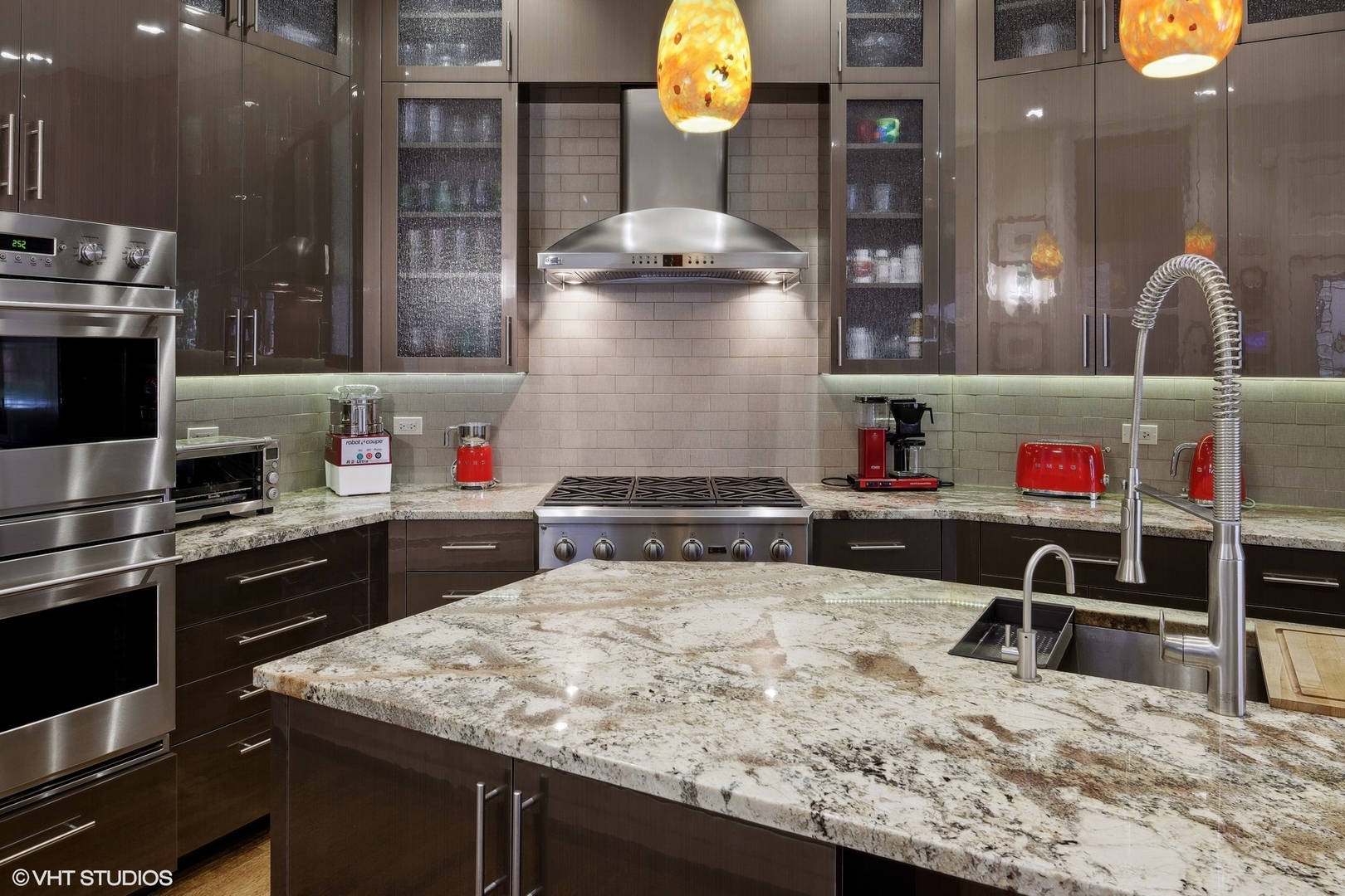 2123 N Sedgwick Street