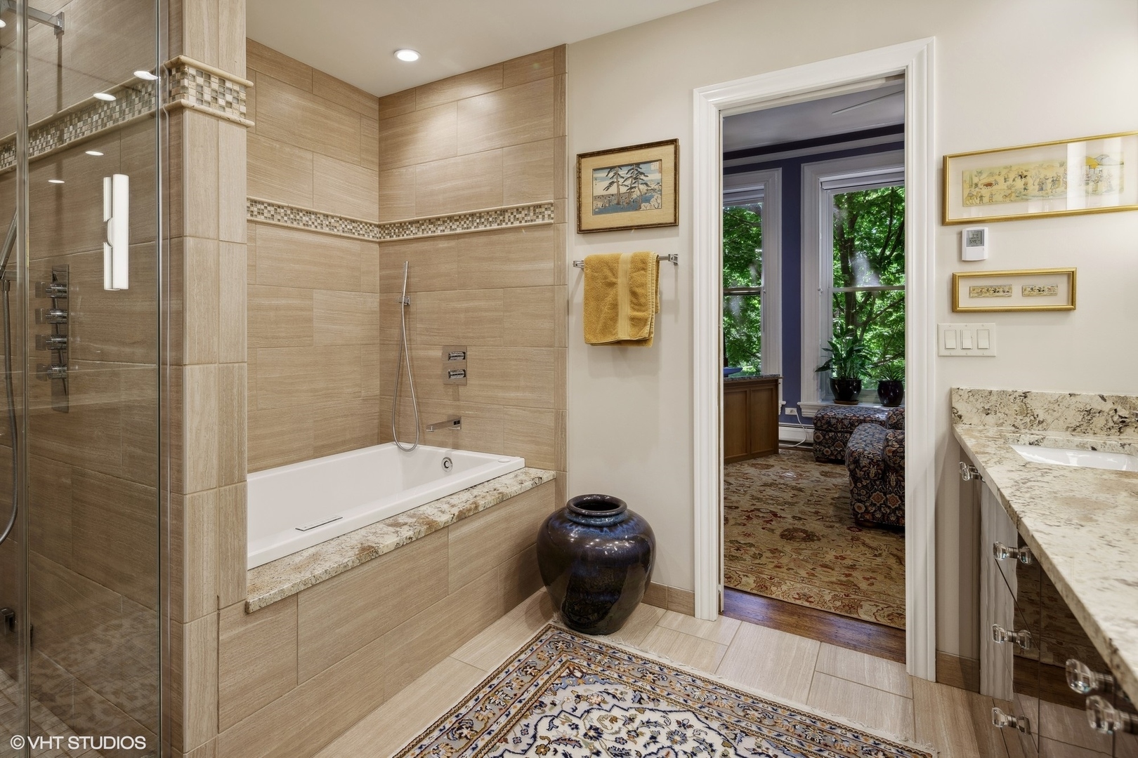 2123 N Sedgwick Street