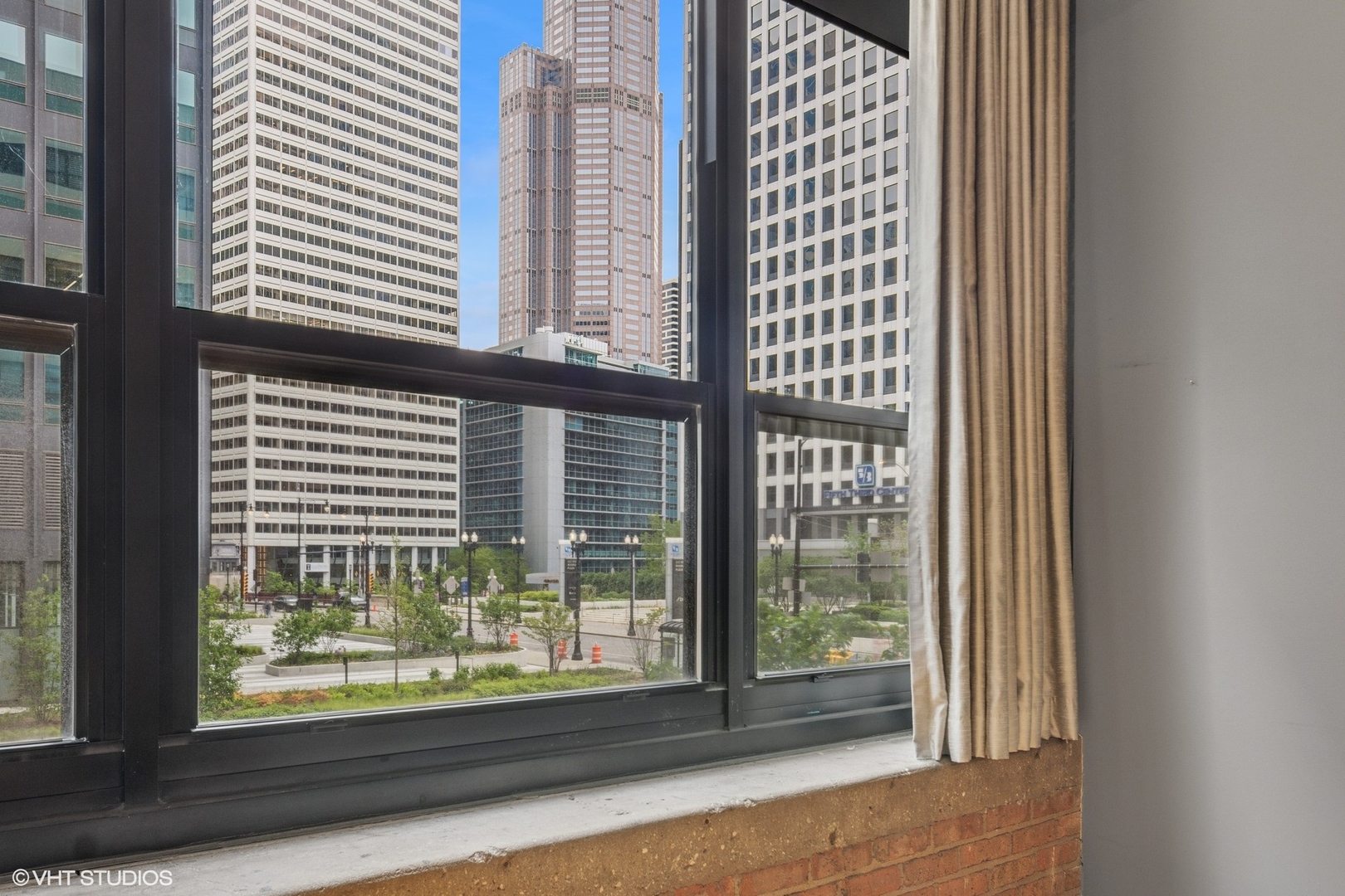 130 S CANAL Street Unit: 216