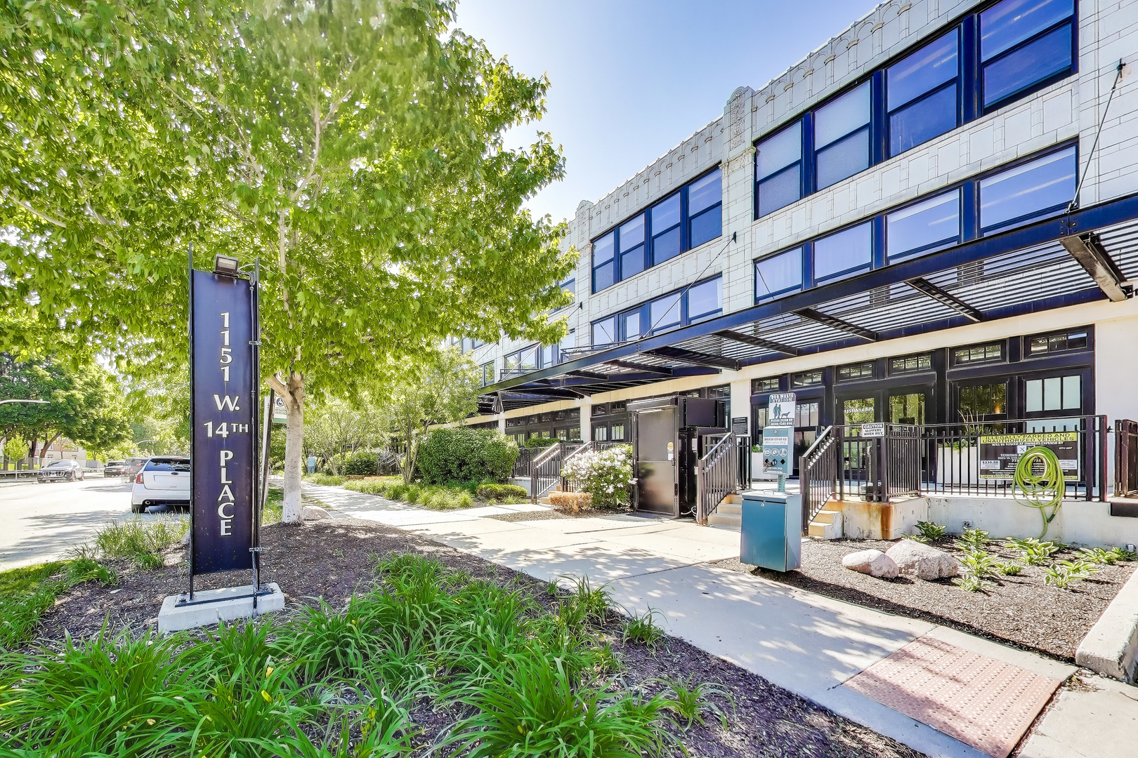 1151 W 14th Place Unit: 236