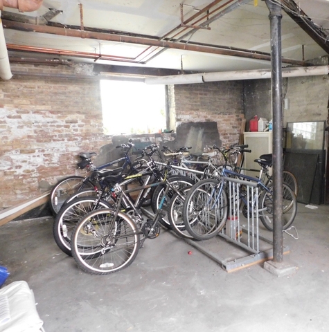 1208 W WAVELAND Avenue Unit: 1