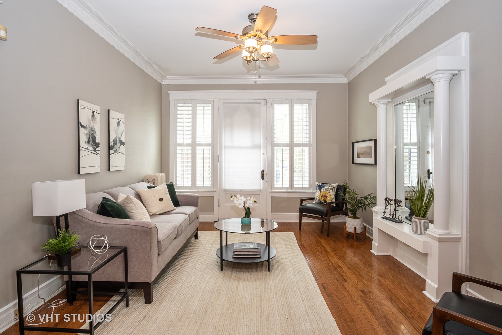 1208 W WAVELAND Avenue Unit: 1