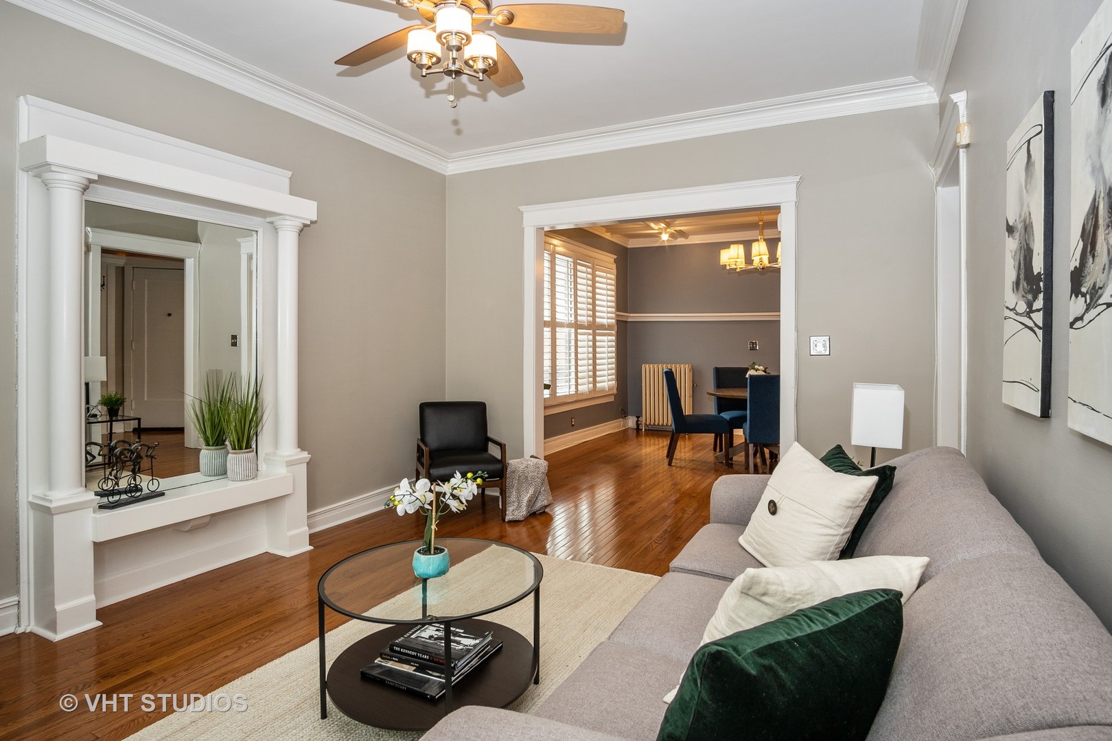 1208 W WAVELAND Avenue Unit: 1