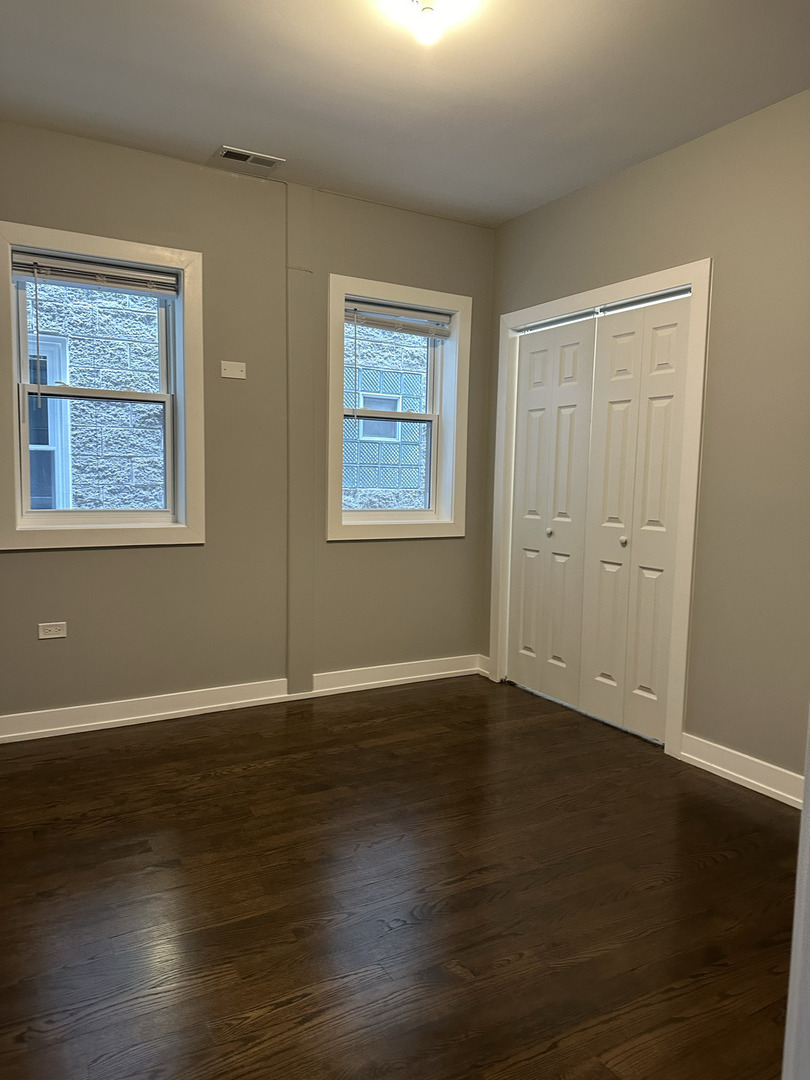 3513 N Seminary Avenue Unit: 3