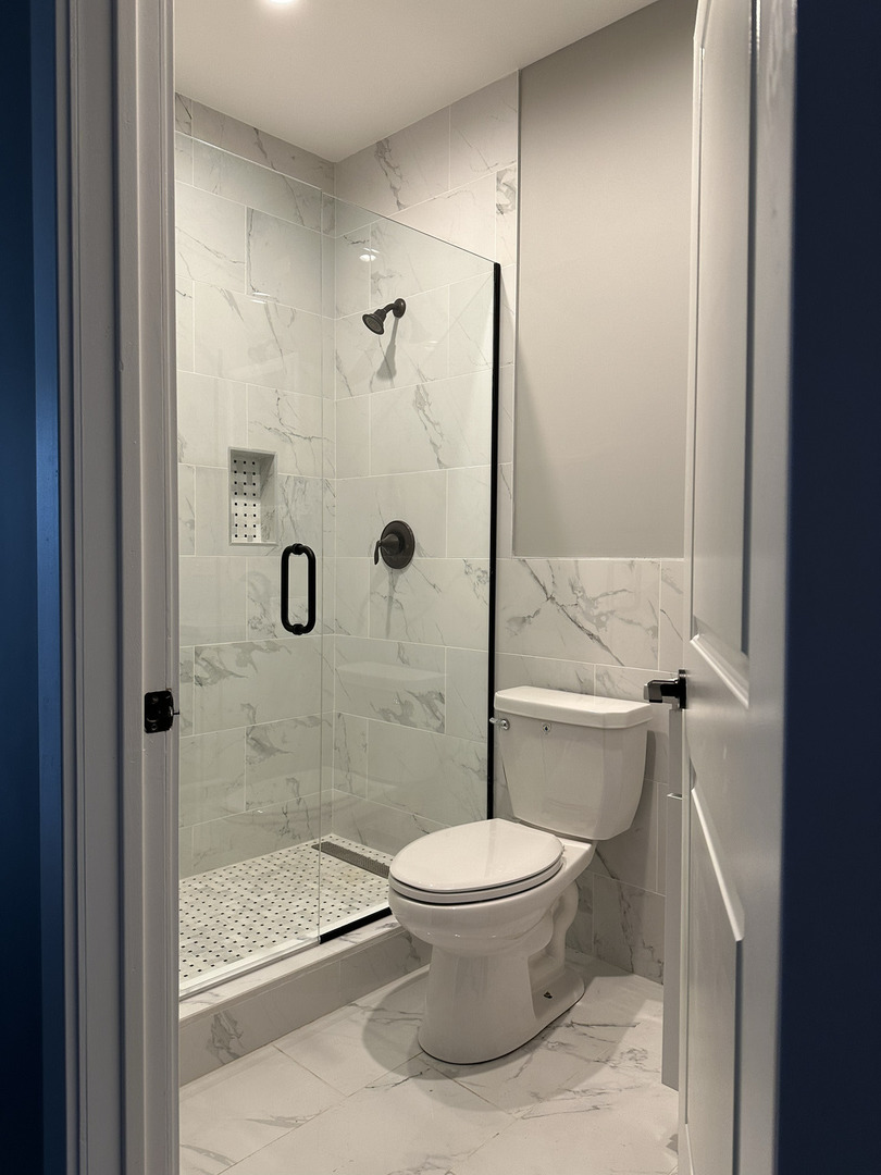 3513 N Seminary Avenue Unit: 3