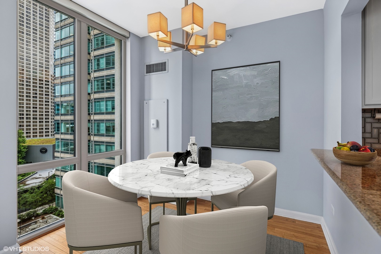 125 S JEFFERSON Street Unit: 802