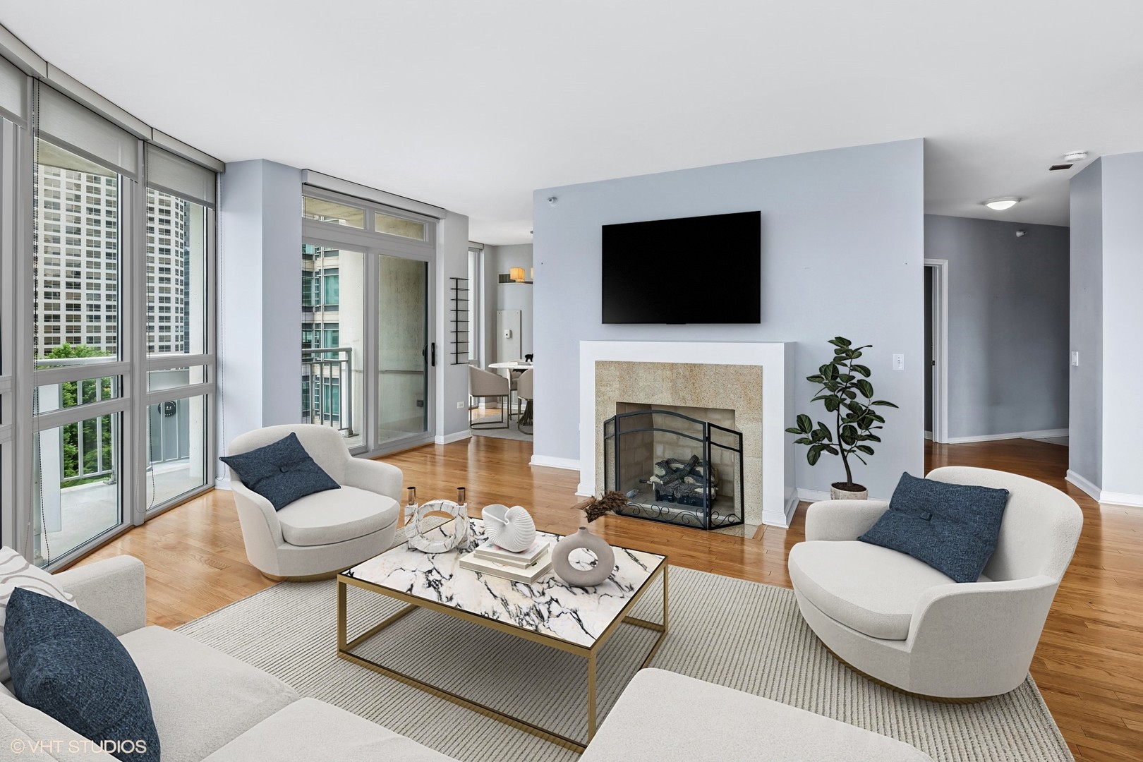 125 S JEFFERSON Street Unit: 802