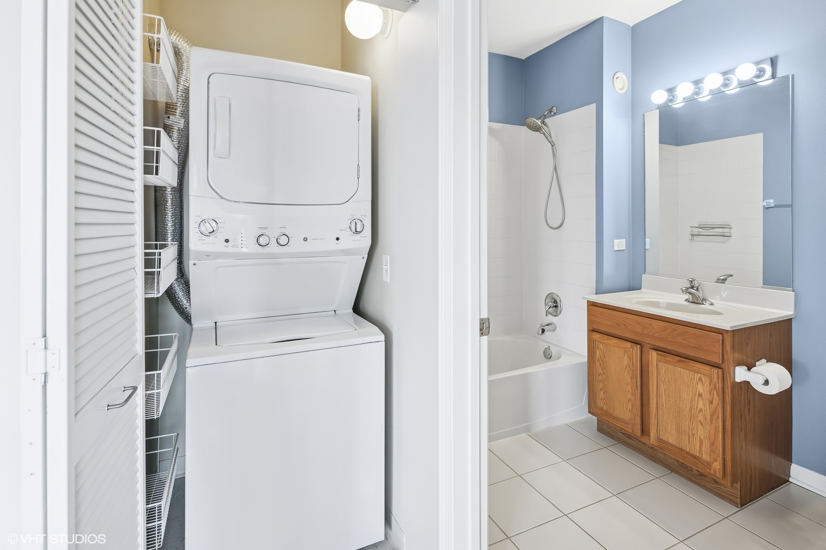 125 S JEFFERSON Street Unit: 802