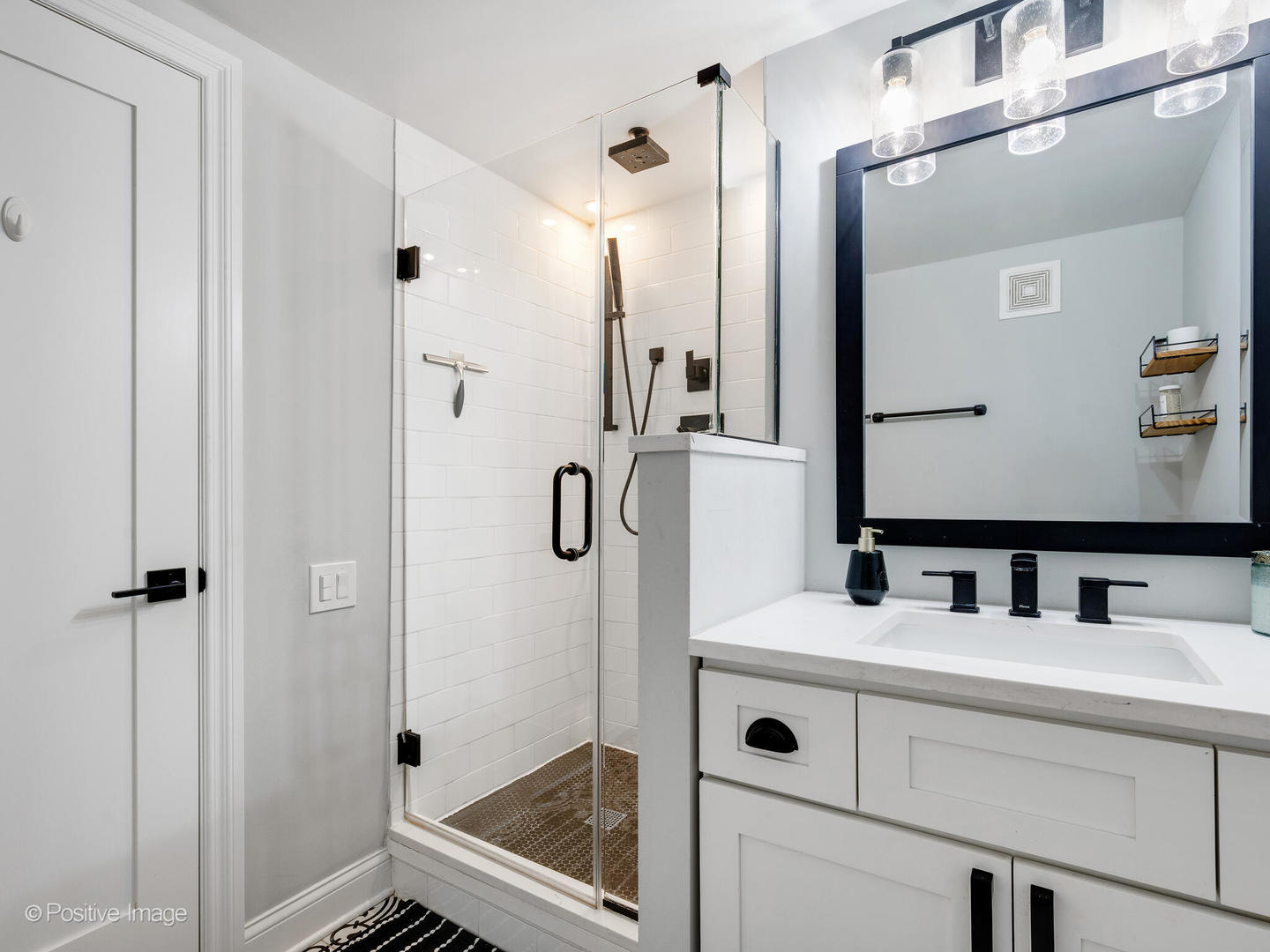 949 W Madison Street Unit: B409