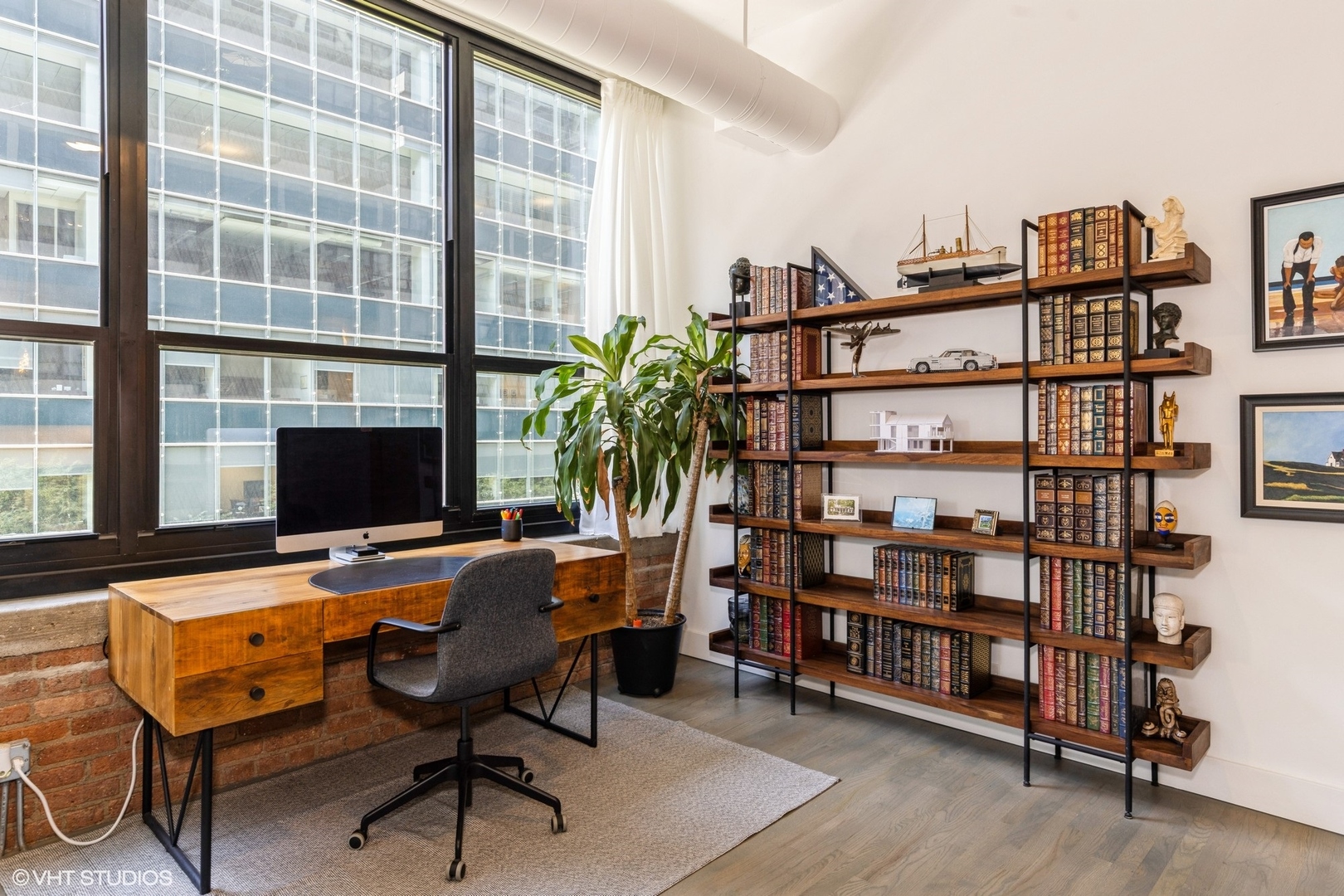 130 S Canal Street Unit: 303