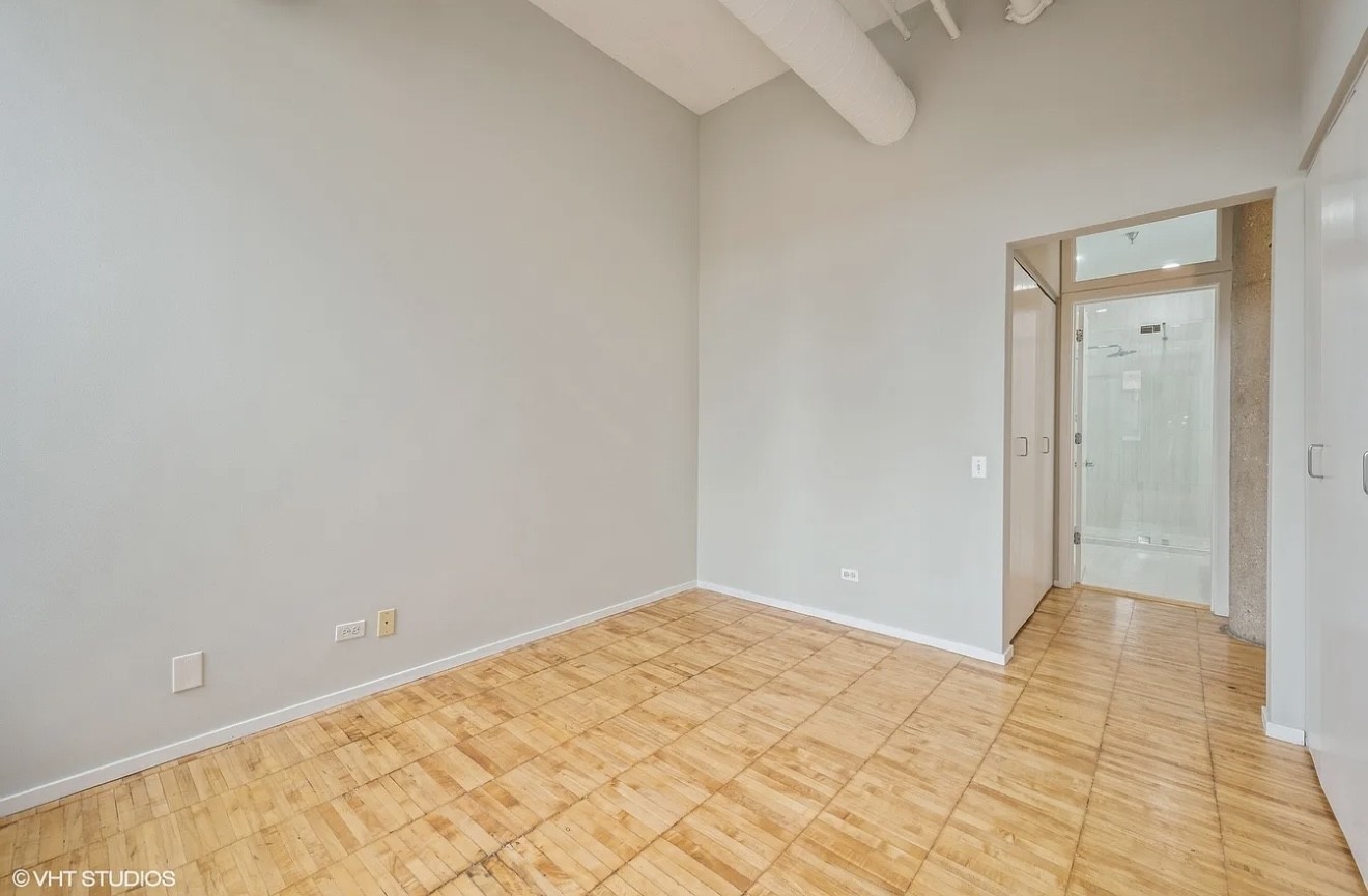 728 W Jackson Boulevard Unit: 1210