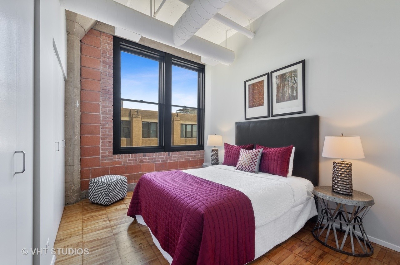 728 W Jackson Boulevard Unit: 1210