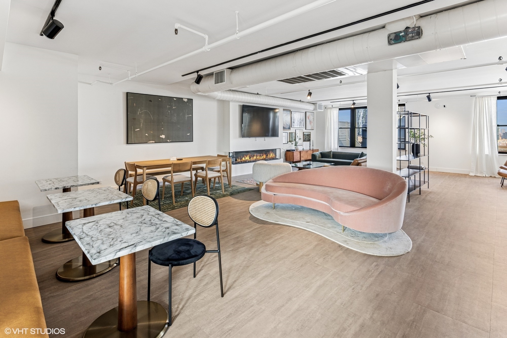 728 W Jackson Boulevard Unit: 1210