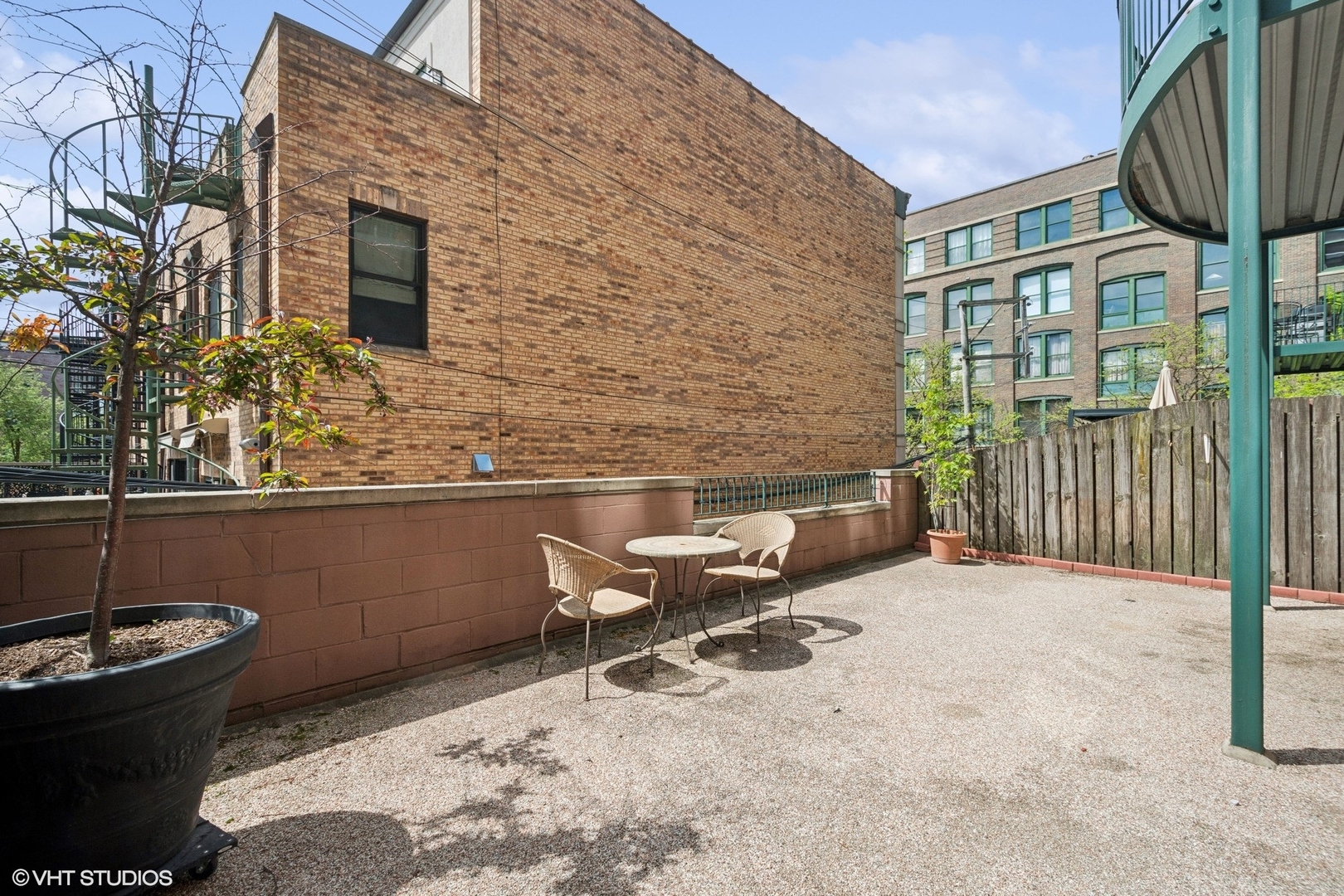 1301 W Washington Boulevard Unit: 203
