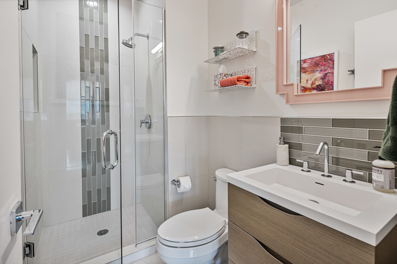 728 W Jackson Boulevard Unit: 906