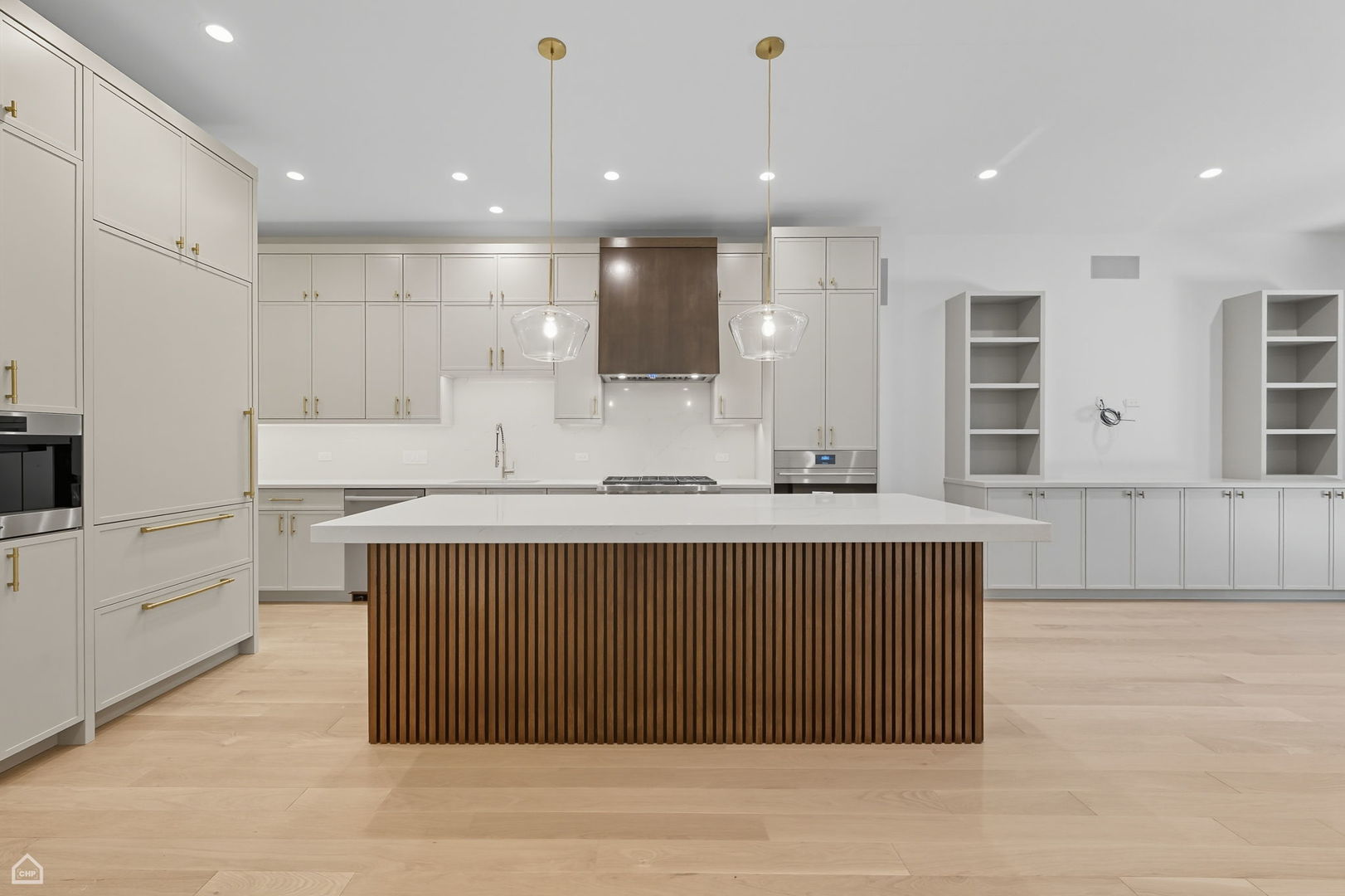 2127 N Racine Avenue Unit: 1