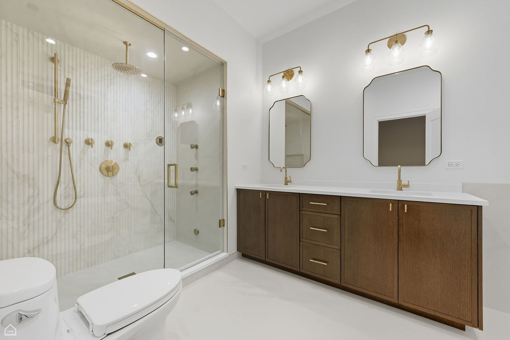 2127 N Racine Avenue Unit: 1