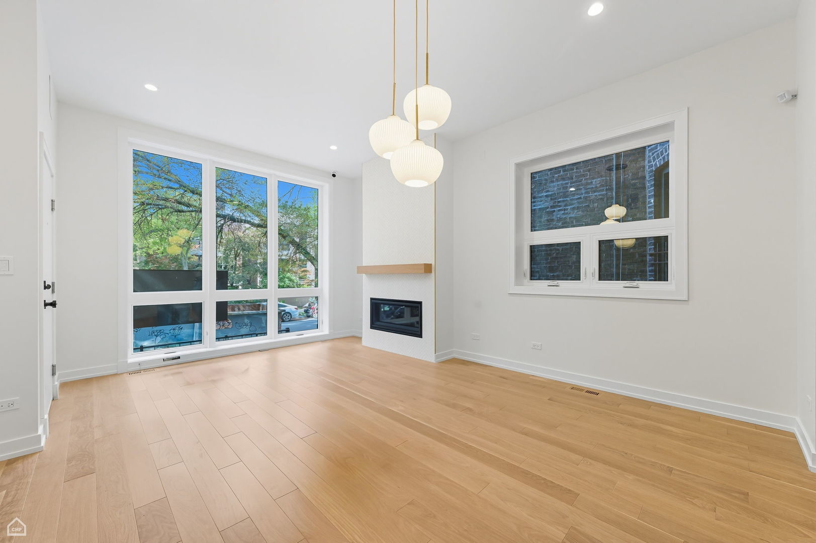 2127 N Racine Avenue Unit: 1