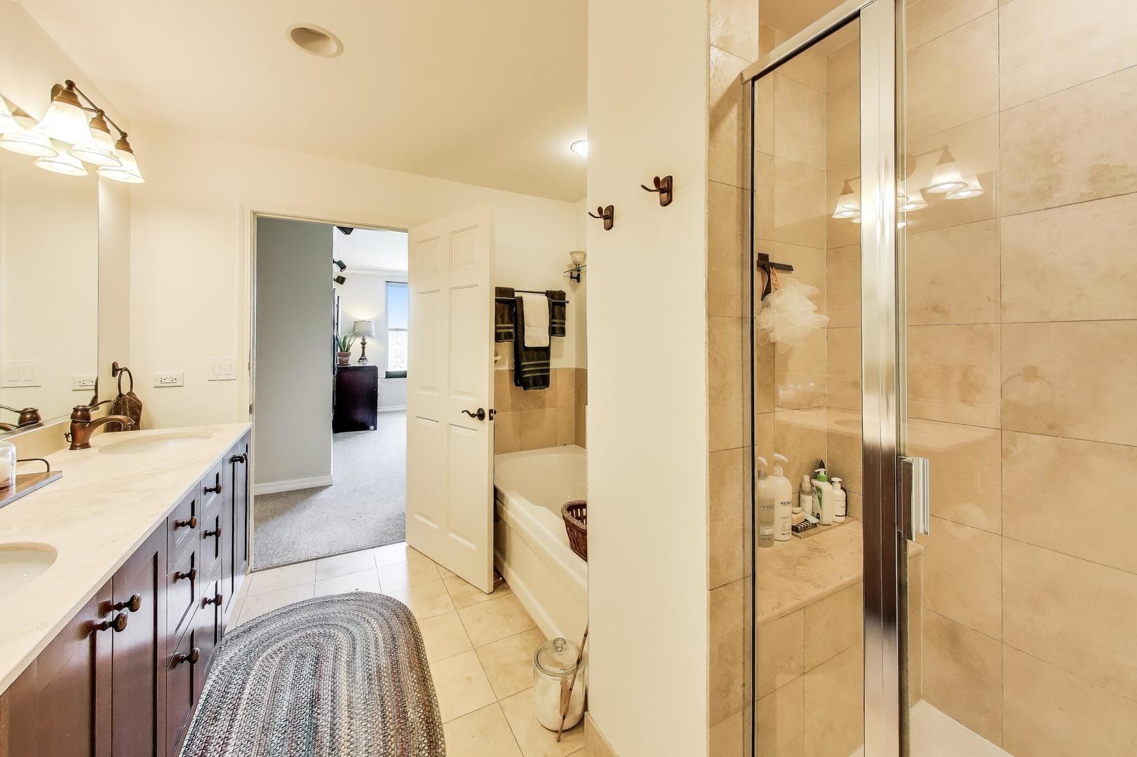 520 N Halsted Street Unit: 318