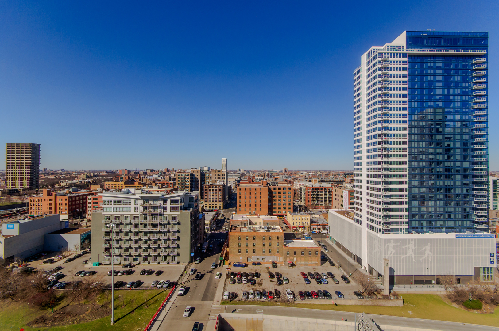 728 W Jackson Boulevard Unit: 703