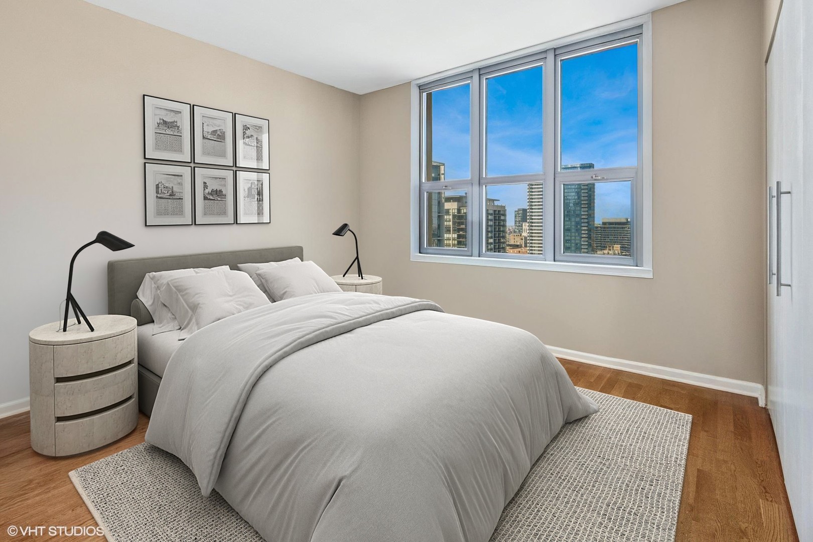 125 S Jefferson Street Unit: 2110