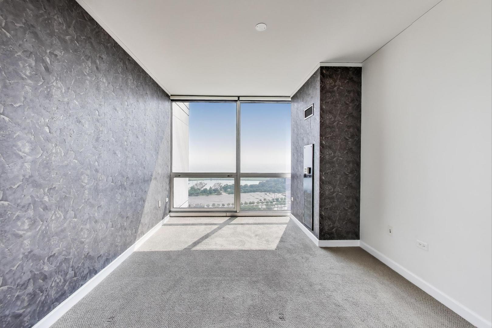 1901 S Calumet Avenue Unit: 2301