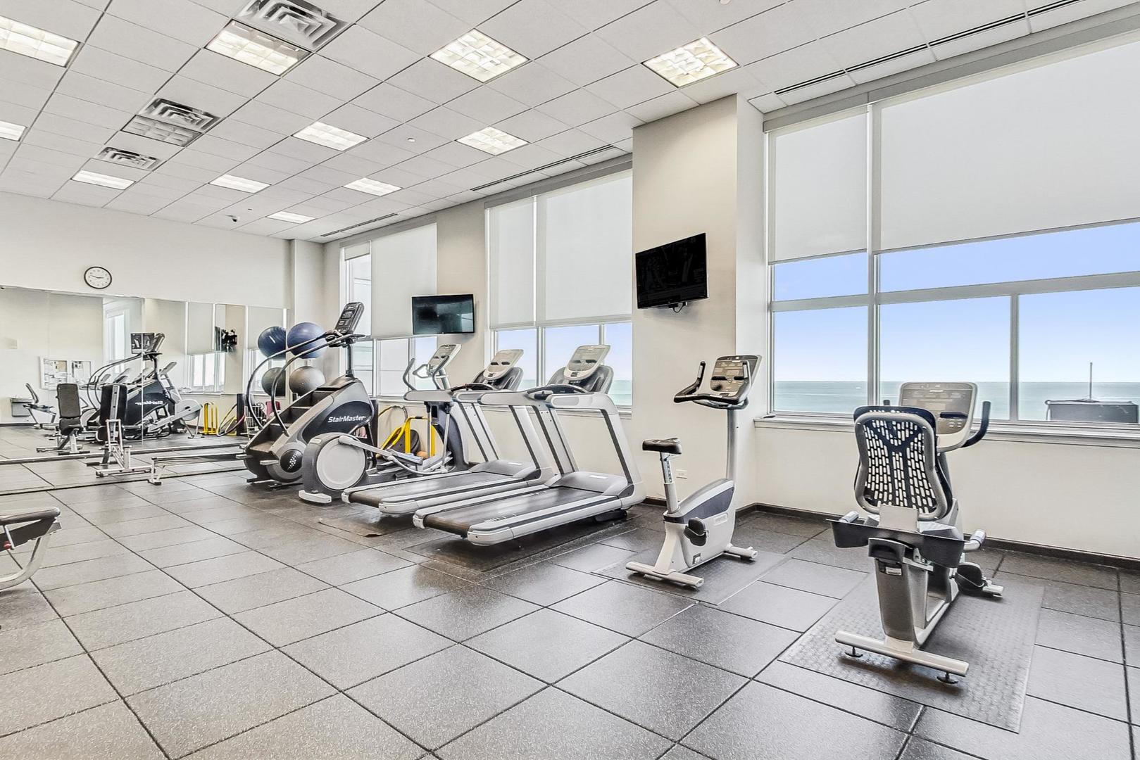 1901 S Calumet Avenue Unit: 2301