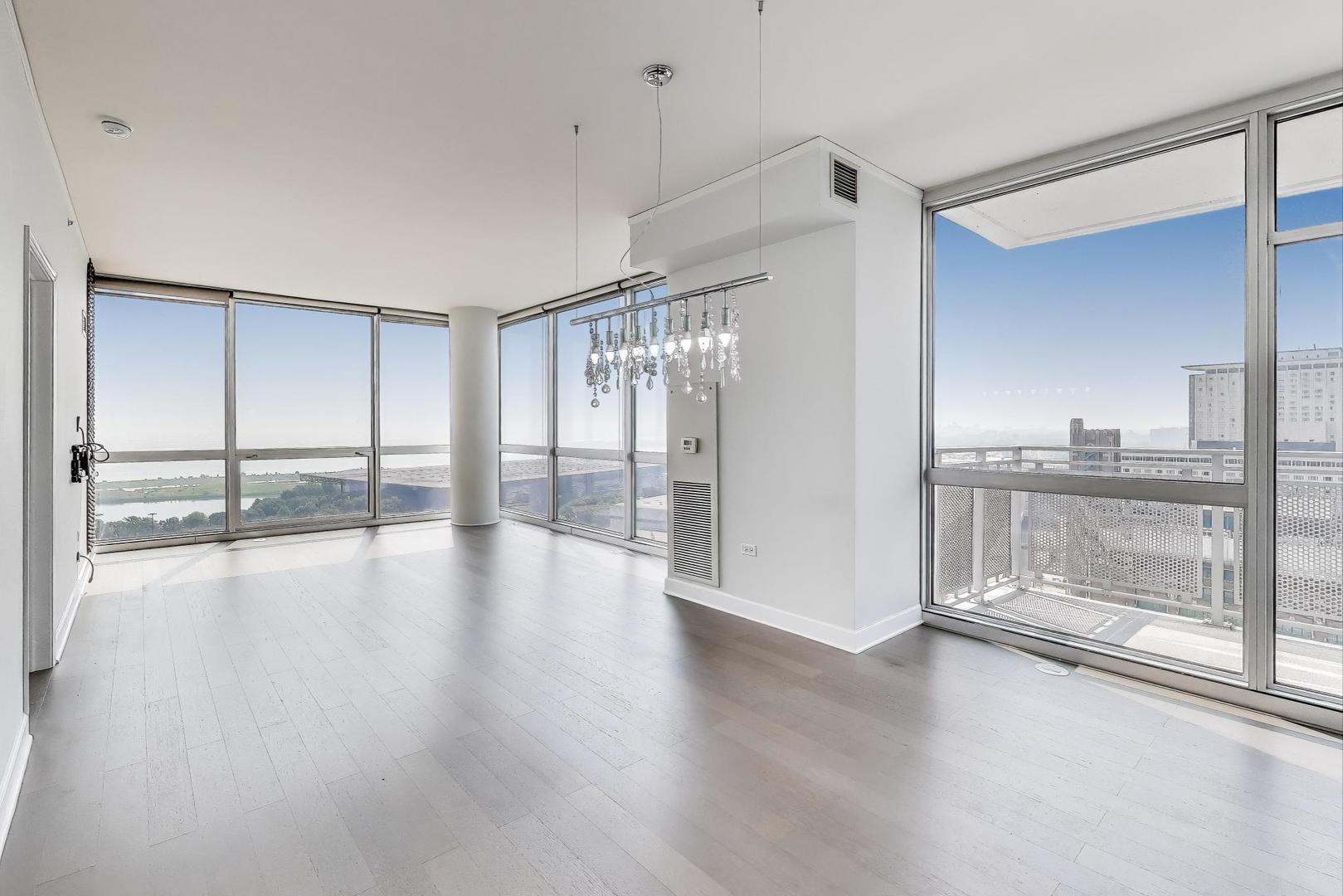 1901 S Calumet Avenue Unit: 2301