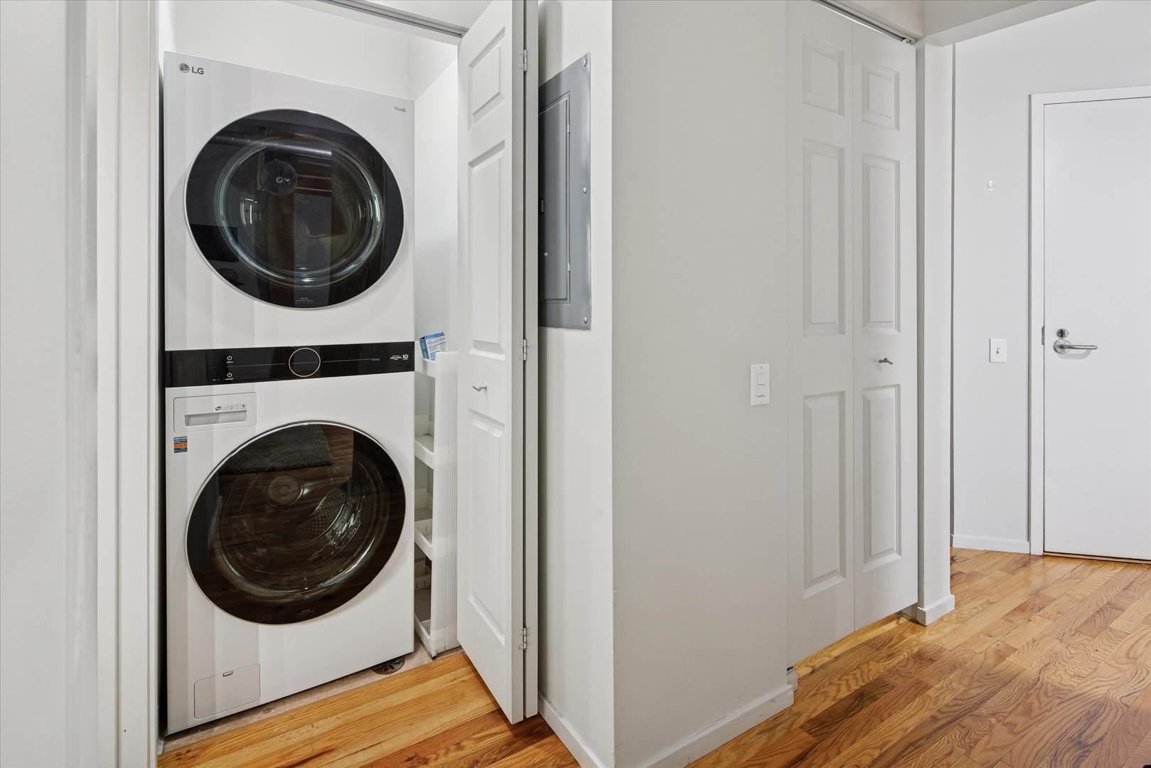 728 W JACKSON Boulevard Unit: 326